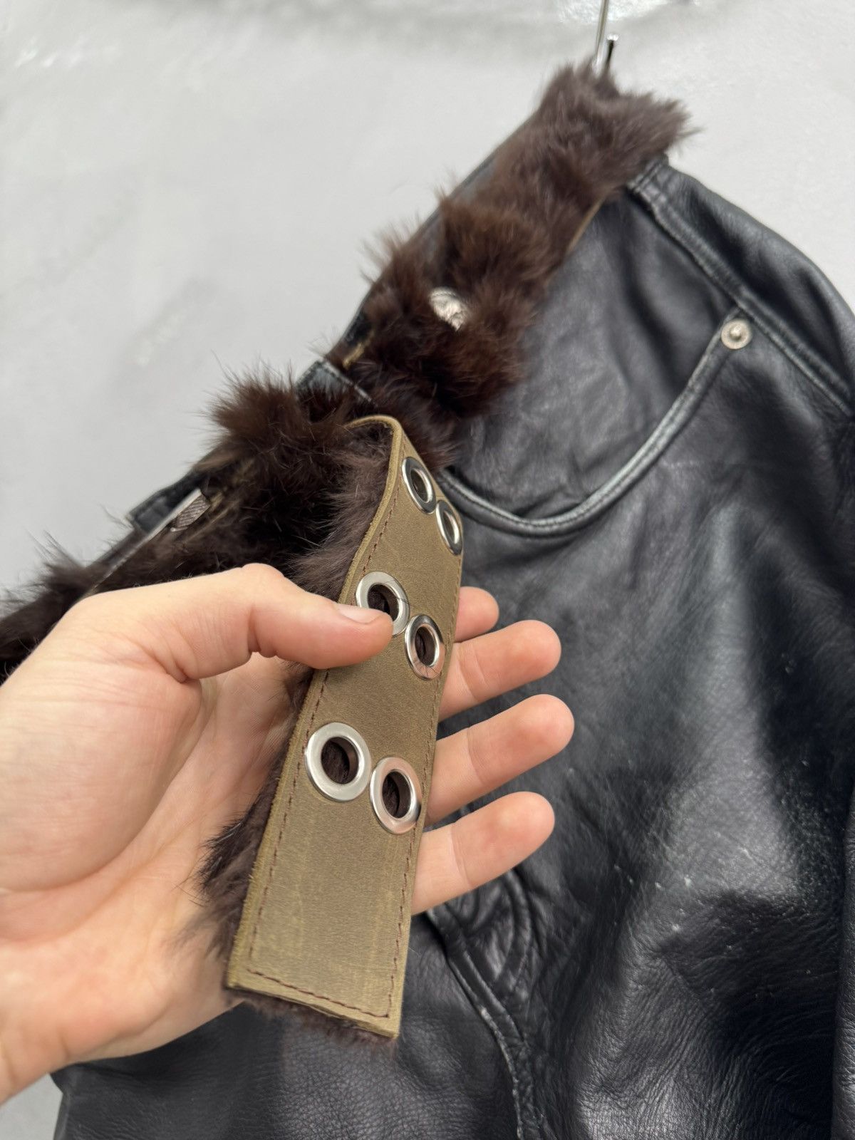 Le Grande Bleu (L.G.B.) Rare Fur fuzzy y2k Legrandebleu style leather belt rare Size ONE SIZE - 5 Thumbnail
