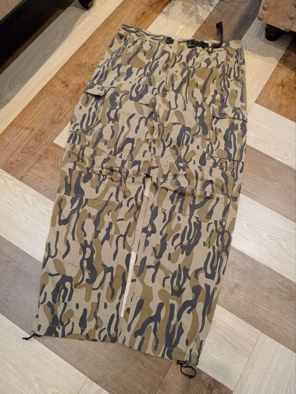 Columbia COLUMBIA TITANIUM CAMO PARACHUTE PANTS Size US 35 - 2 Thumbnail