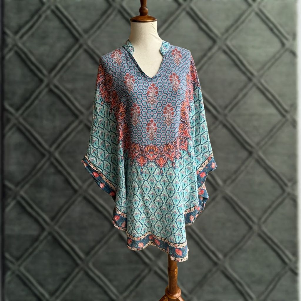 Vintage Tolani Collection Blouse Shirt Womens Small V-Neck Pullover Silk Floral Blue Bohemian Lightweight Size S / US 4 / IT 40 - 1 Thumbnail