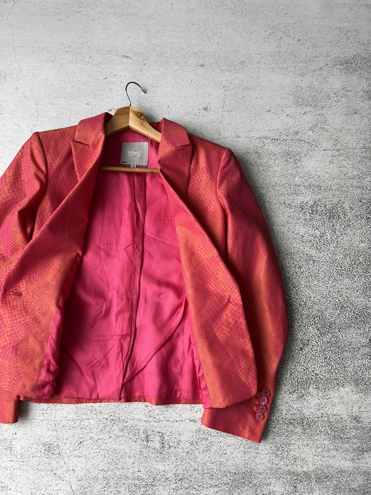 Versace Jeans Couture Vintage Versace Jeans Couture Blazer Pink Made in Italy Rare Size M / US 6-8 / IT 42-44 - 7 Thumbnail