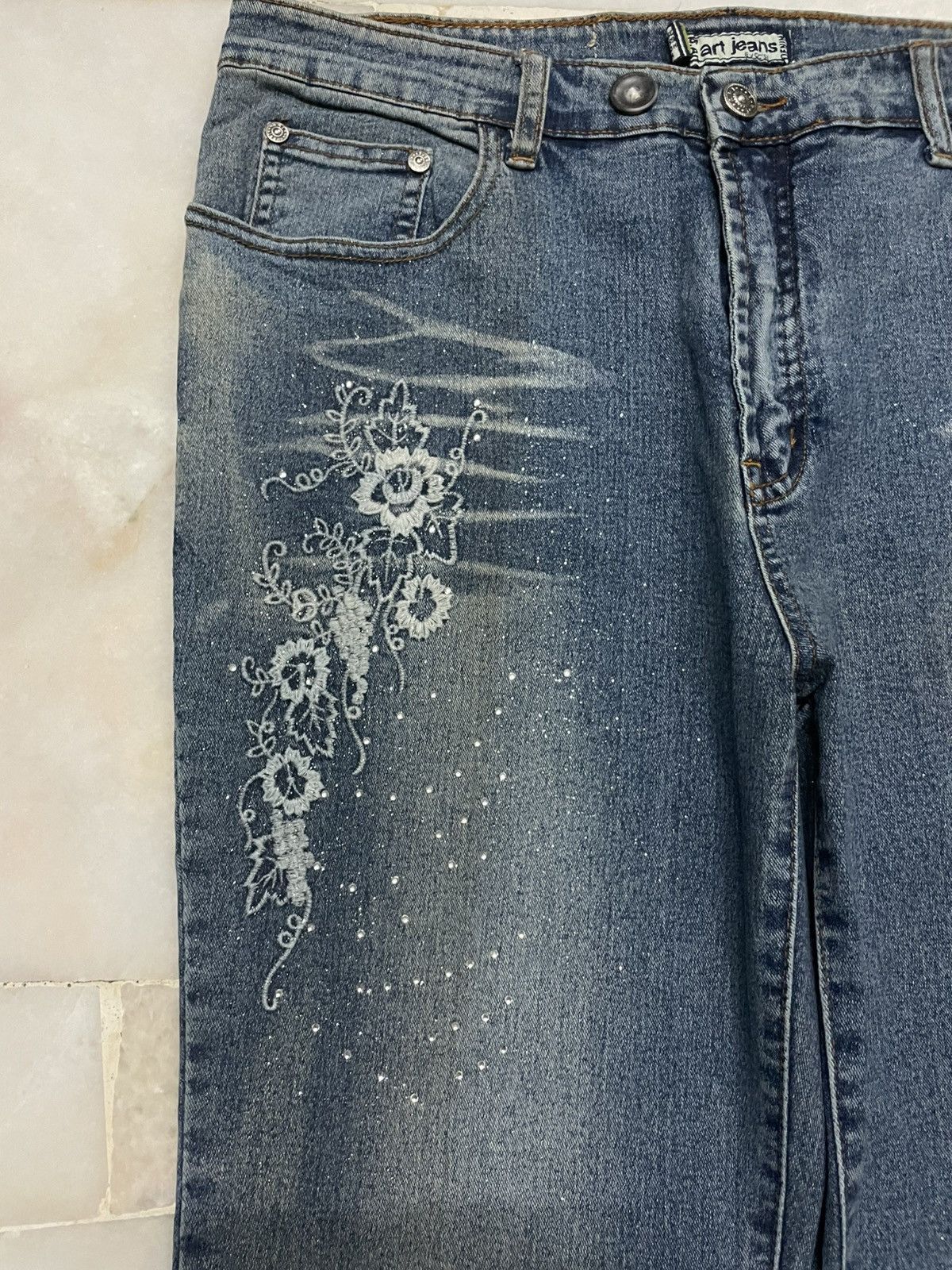 Japanese Brand 💥Rare💥Vintage Japanese Flora Art Embroidery Bootcut Jean Size 32" / US 10 / IT 46 - 3 Thumbnail