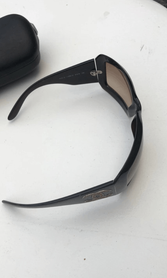 Chanel Chanel Sunglasses 6022-Q Rhinestone Logo Rimless Vintage Size ONE SIZE - 3 Thumbnail