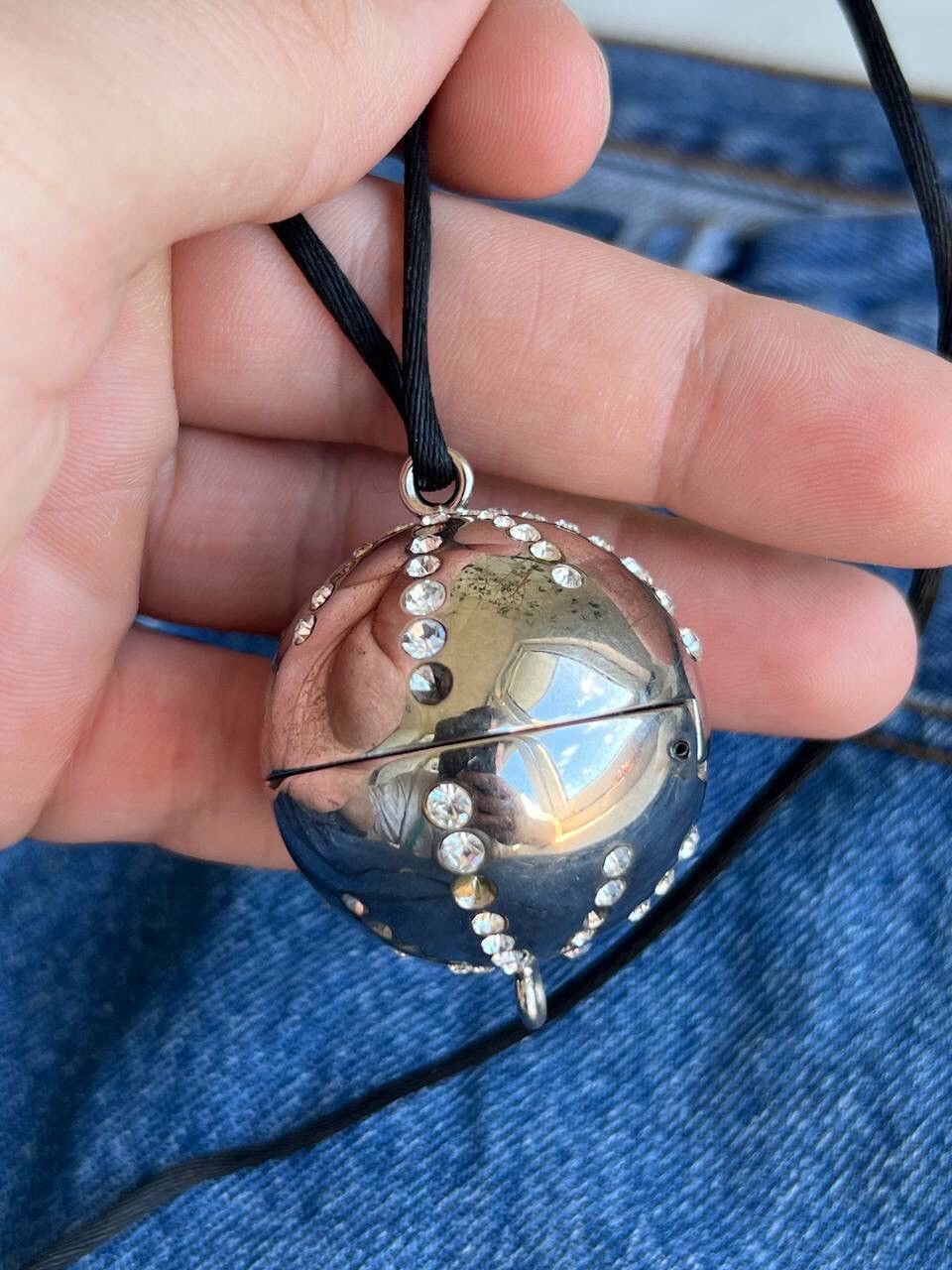 Christian Dior Monsieur × Dior 00s Vintage Christian Dior Ball Crystal Pendant Necklace Size ONE SIZE - 6 Thumbnail