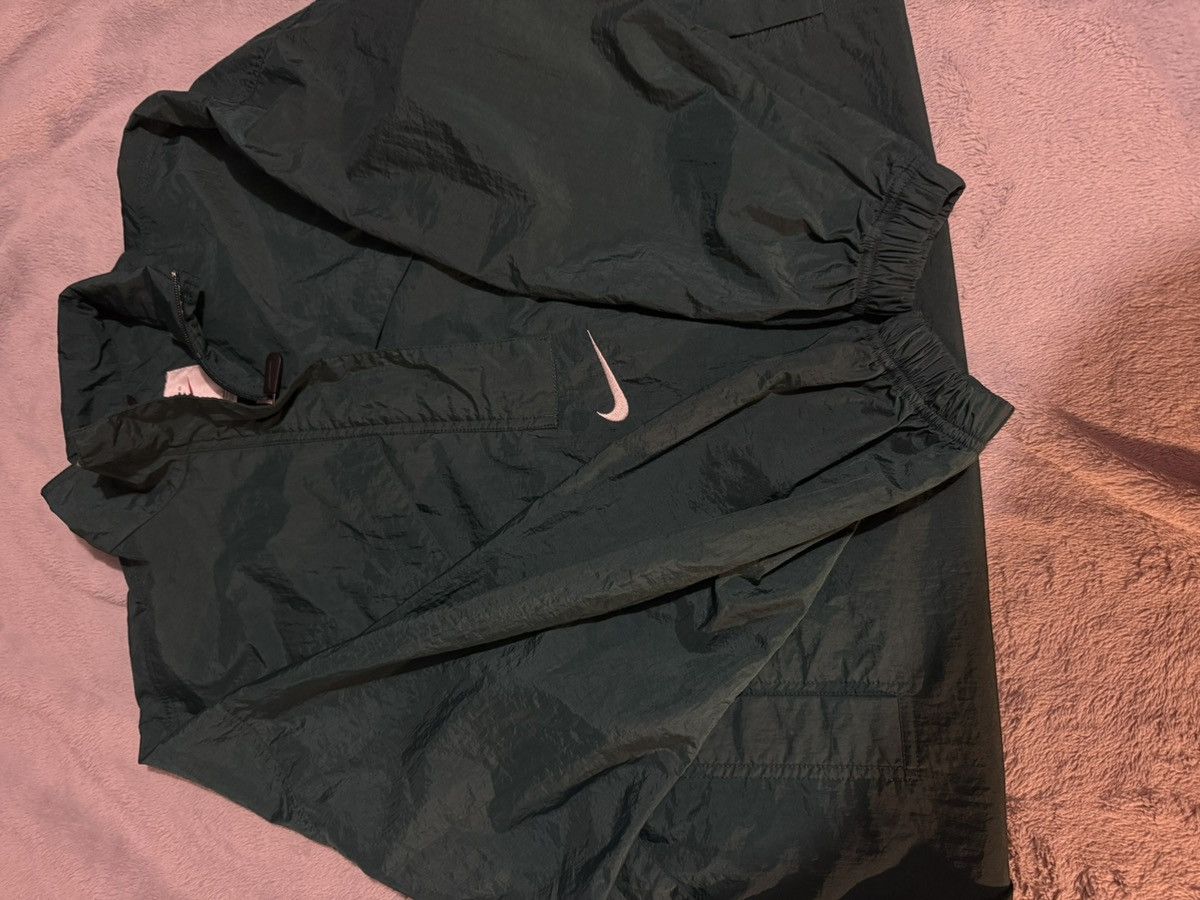 Nike Vintage 90s Nike dark green track top Size US L / EU 52-54 / 3 - 8 Thumbnail