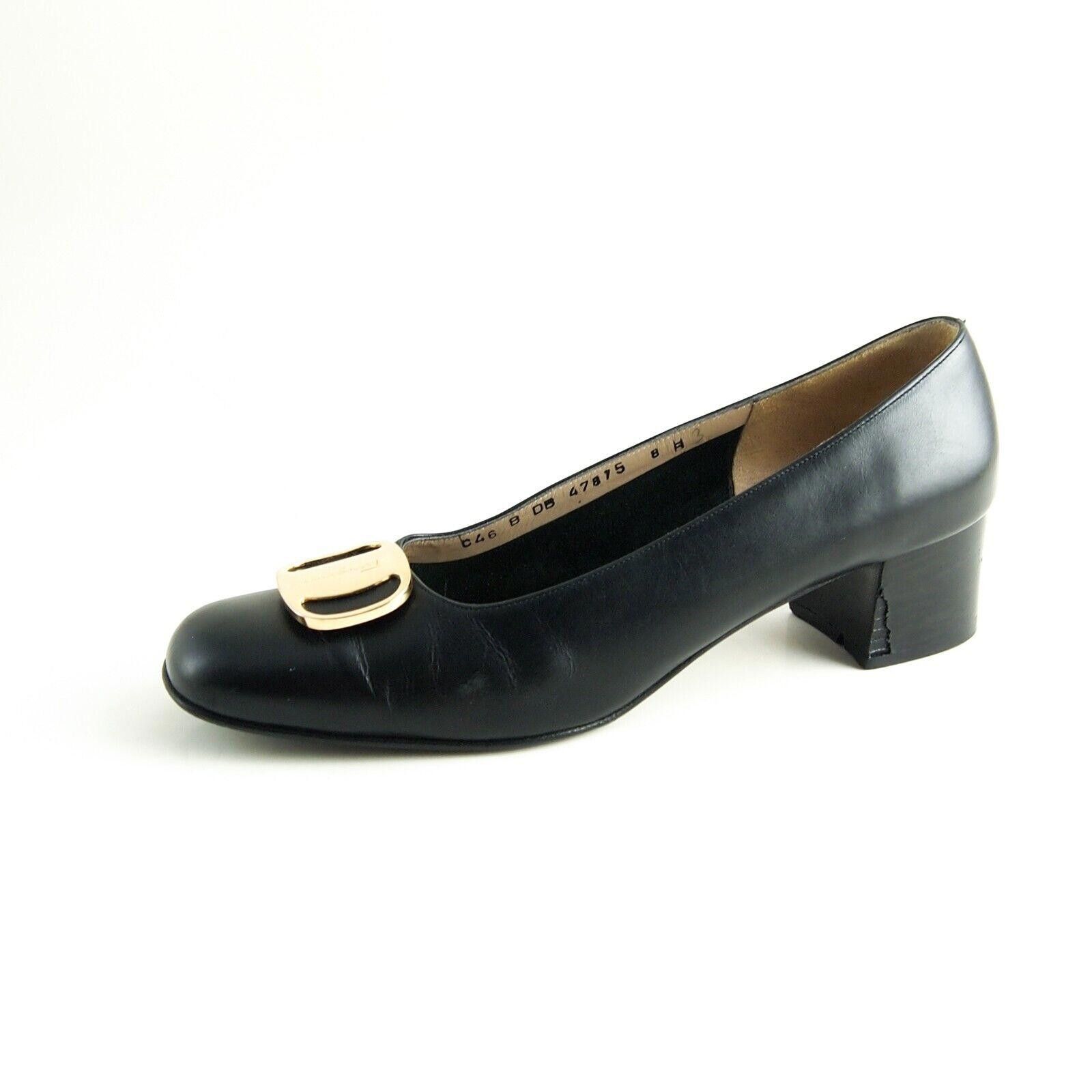 Salvatore Ferragamo Ferragamo Vara Mid Heel Pumps Black US 8 EU 38 M Size US 8 / IT 38 - 3 Thumbnail