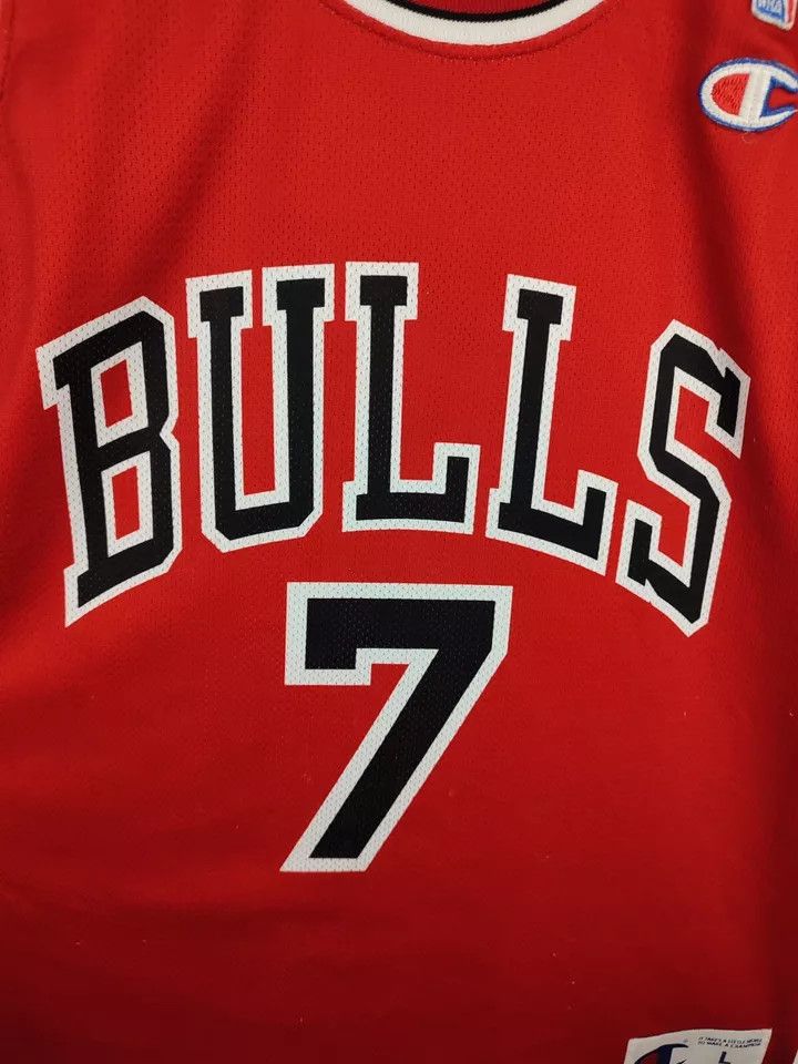NBA NBA CHICAGO BULLS BASKETBALL SHIRT CHAMPION #7 KUKOC Size US L / EU 52-54 / 3 - 9 Thumbnail