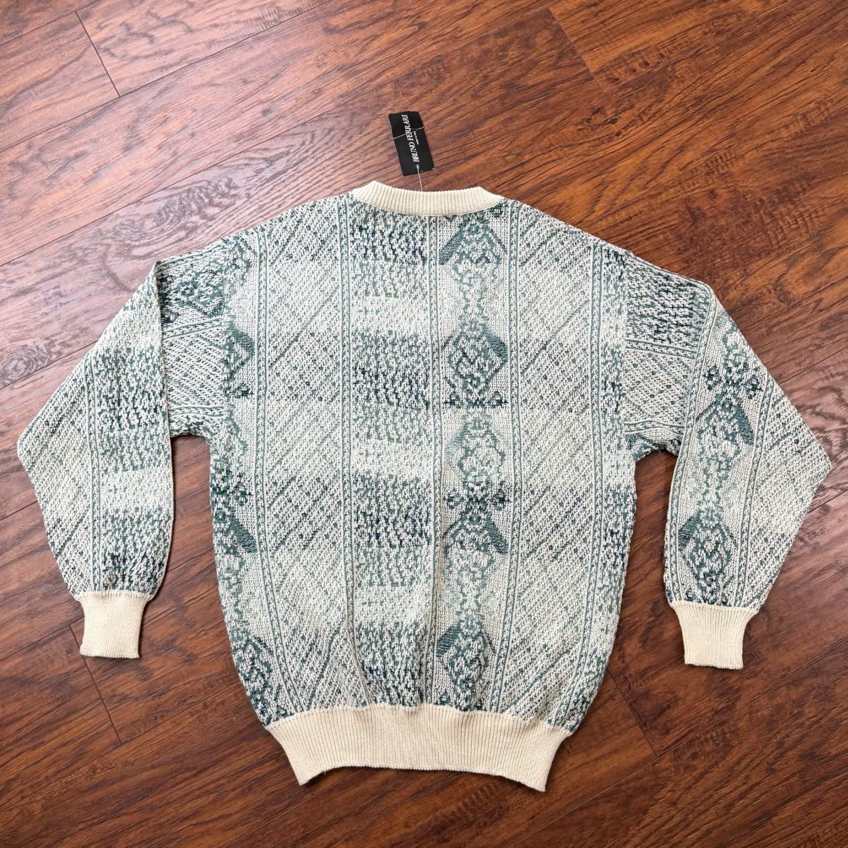 Vintage Bruno Ferrari Sweater Men L Green Knit V-Neck Pullover Long Sleeve Made in Italy Size US L / EU 52-54 / 3 - 5 Thumbnail