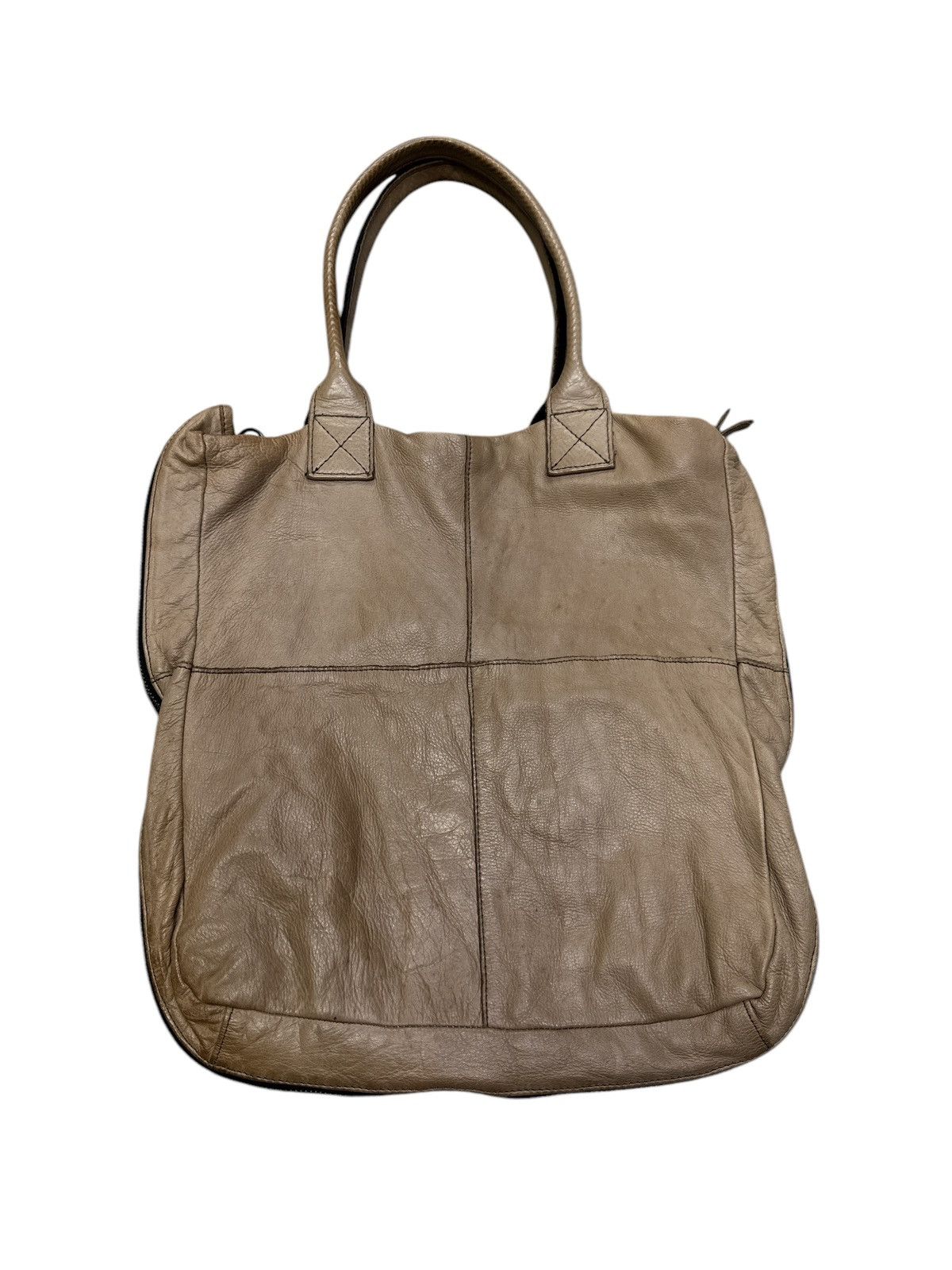 14th Addiction DECADE SOFT LEATHER SIDE ZIPPER TOTE BAG Size ONE SIZE - 2 Thumbnail