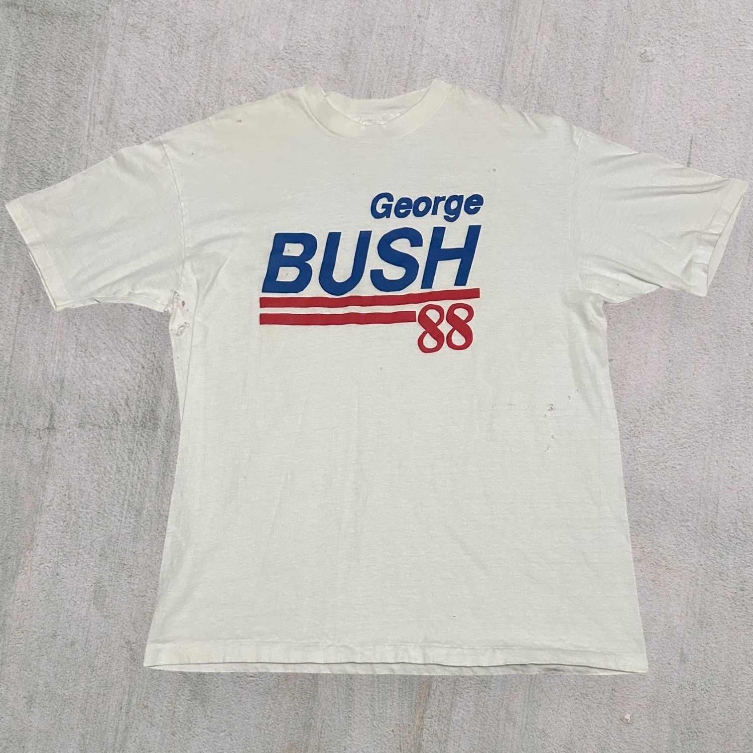 Hanes Beat up George Bush 1988 single stitch tee Size US XL / EU 56 / 4 - 1 Thumbnail