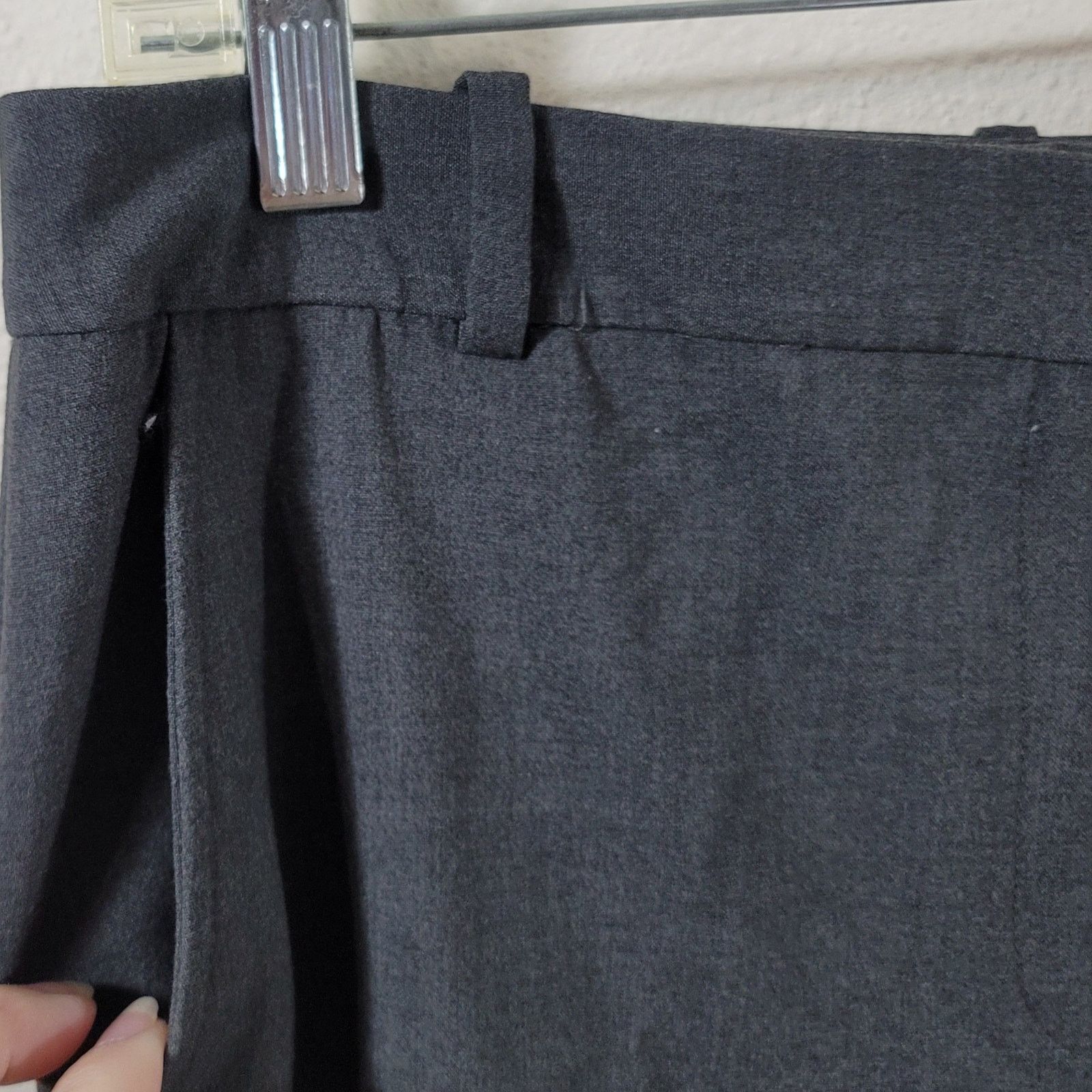 Other Ellen Tracy Charcoal Gray Flat Front Dress Pants 8 Size 30" / US 8 / IT 44 - 6 Thumbnail