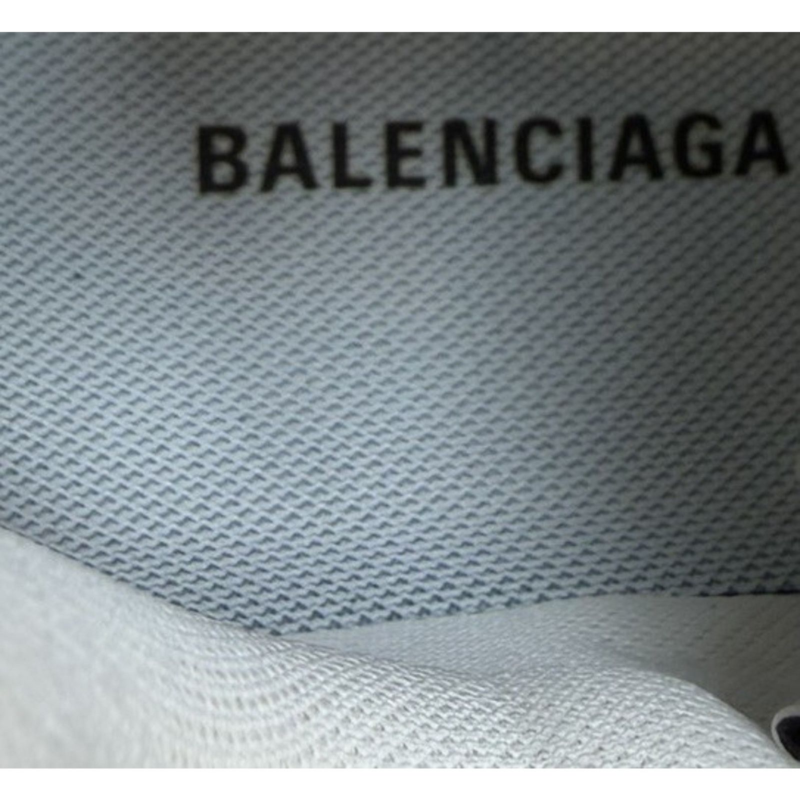 Balenciaga Size 36EU/6W - Balenciaga Runner Kith Distressed NEW Size US 6 / IT 36 - 10 Thumbnail