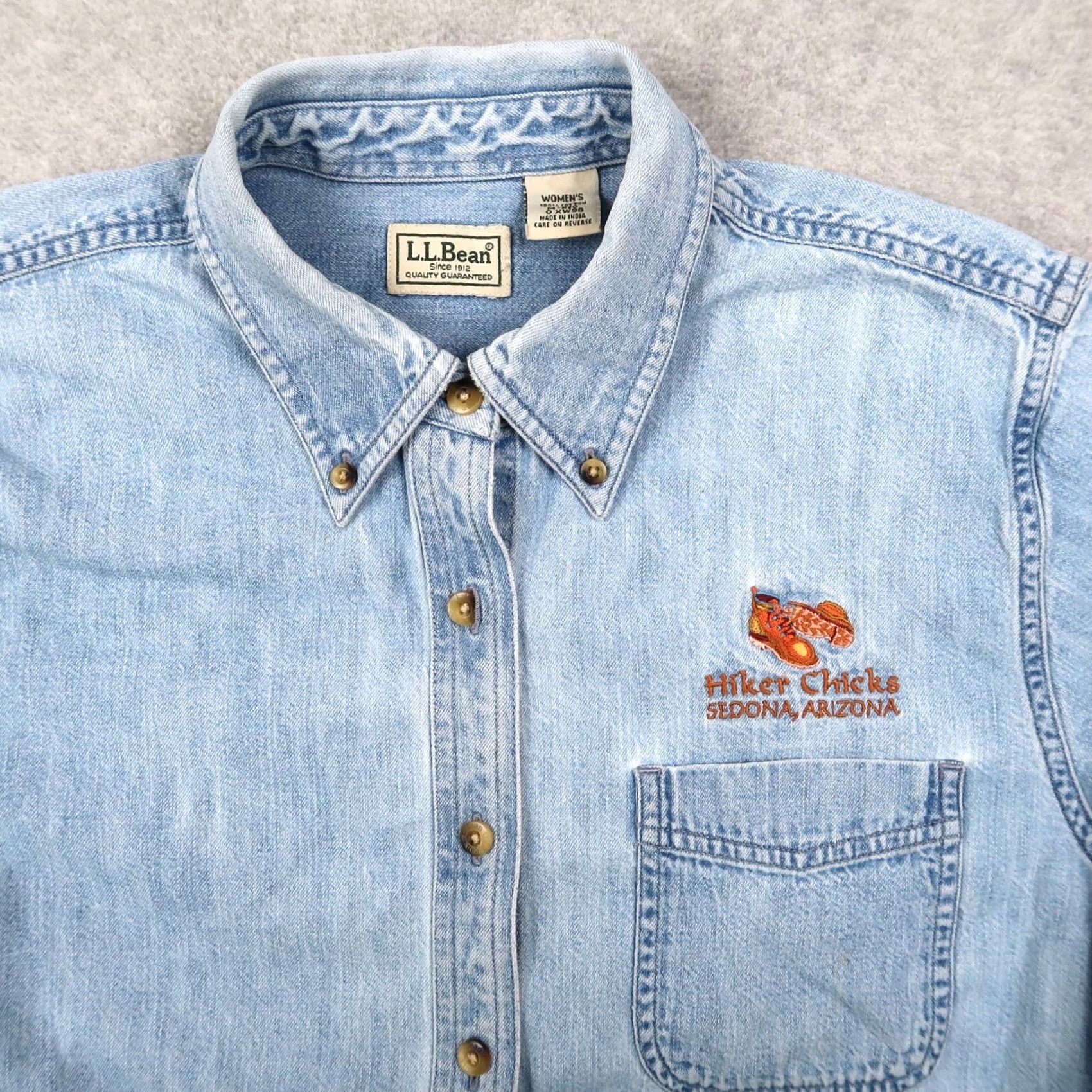 Vintage VINTAGE L.L.Bean Denim Button-Up Shirt Women M Blue Pockets Size M / US 6-8 / IT 42-44 - 3 Thumbnail
