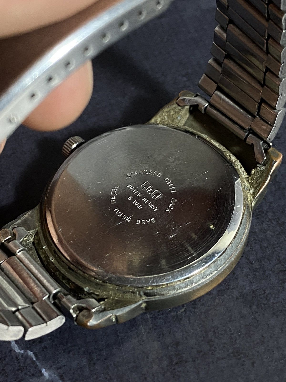 Japanese Brand Q&Q Vintage Quartz Watch Black Dial Japanese Brand Size ONE SIZE - 5 Thumbnail