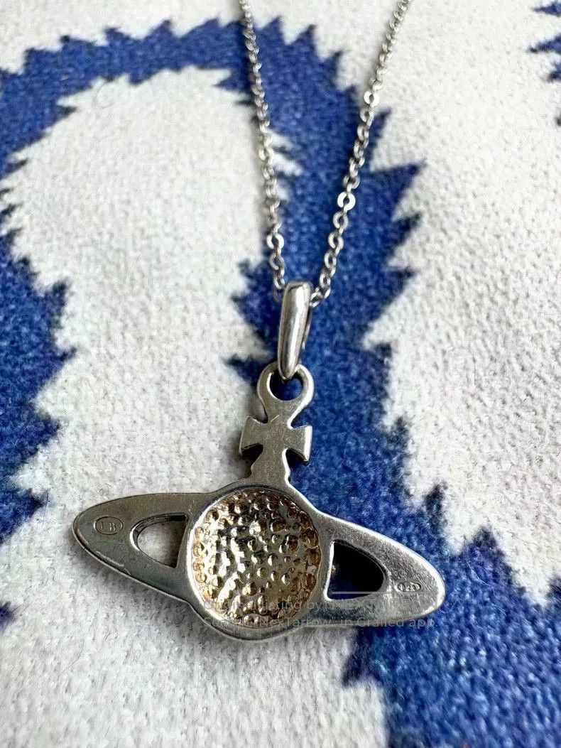 Vivienne Westwood Vivienne Westwood Saturn Pendant Necklace. Size ONE SIZE - 5 Thumbnail