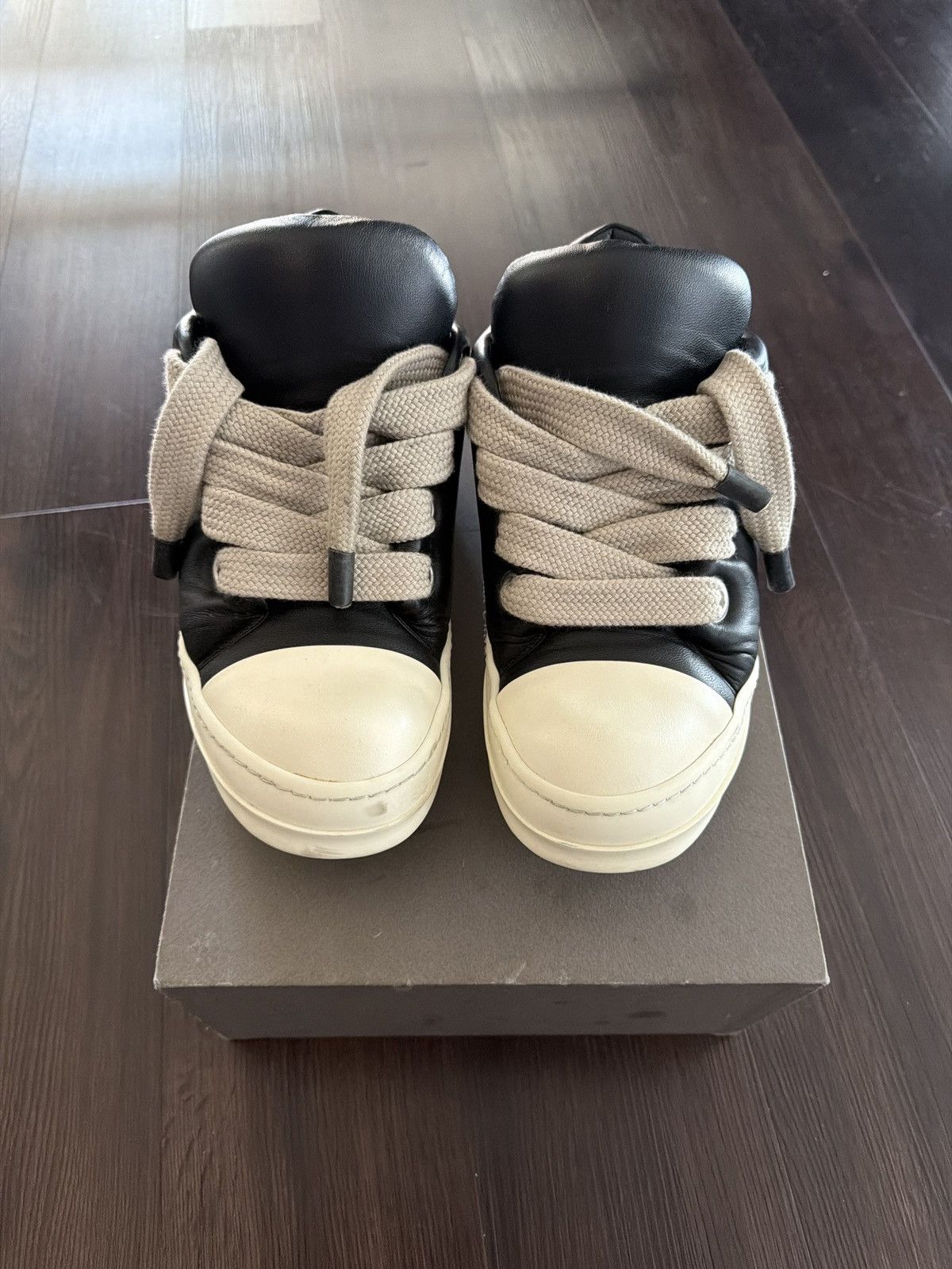 Rick Owens Rick Owens Jumbo Lace Padded Low Sneakers Size US 10 / EU 43 - 3 Thumbnail