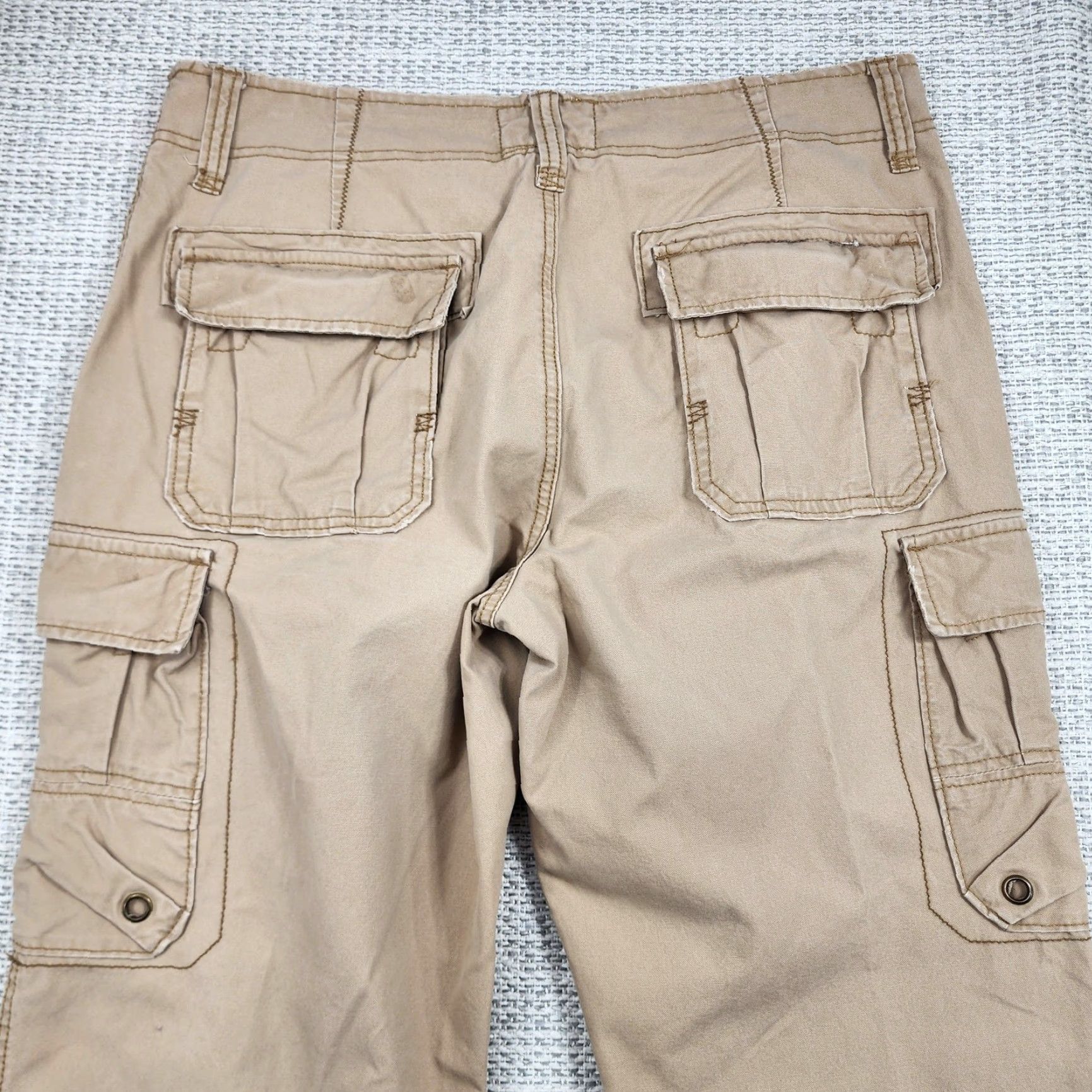 Vintage OP Cargo Pants Mens 36x30 Khaki Cargo Pockets Streetwear Beach Vintage: None (adjusted within rules) Size US 36 / EU 52 - 4 Thumbnail