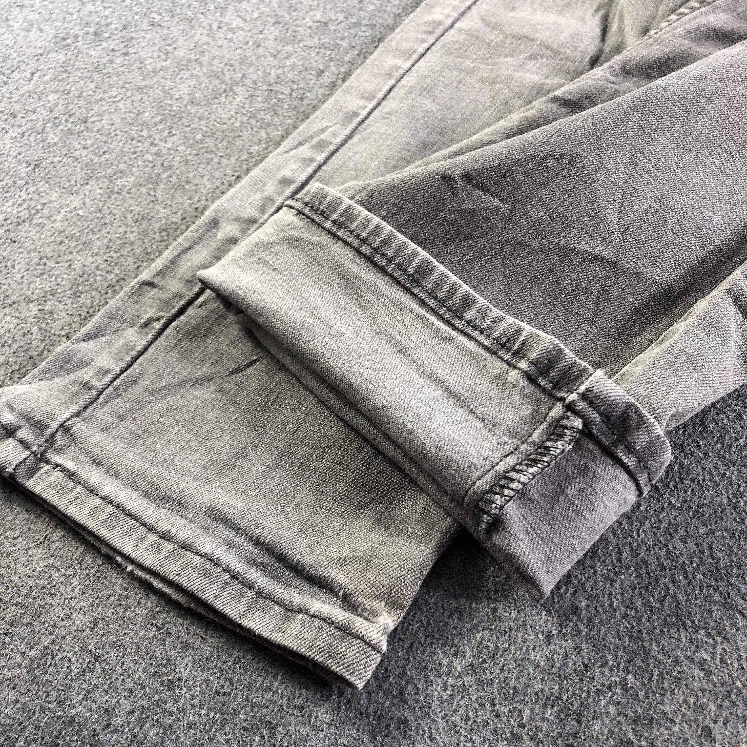 Levi's Vintage Levis 514 Jeans-J3704 Size US 31 - 6 Thumbnail