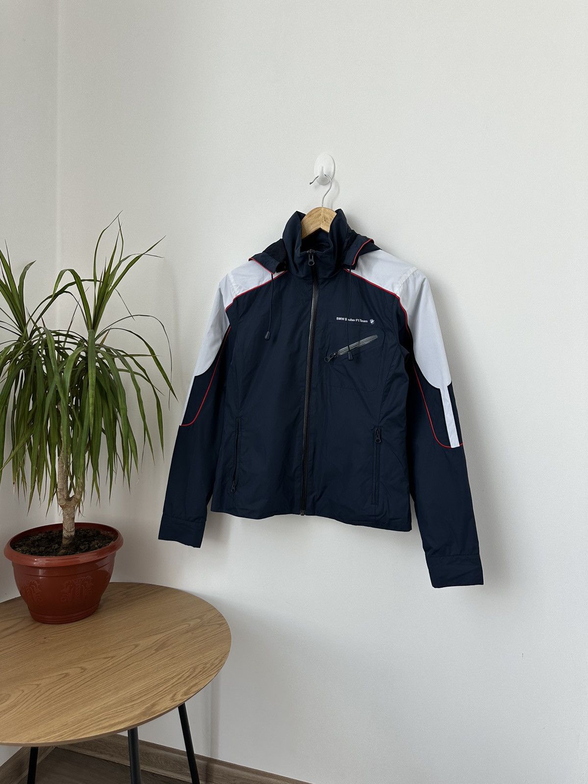 BMW Vintage BMW Sauber F1 Team Blue Racing Women Jacket Size US S / EU 44-46 / 1 - 3 Thumbnail