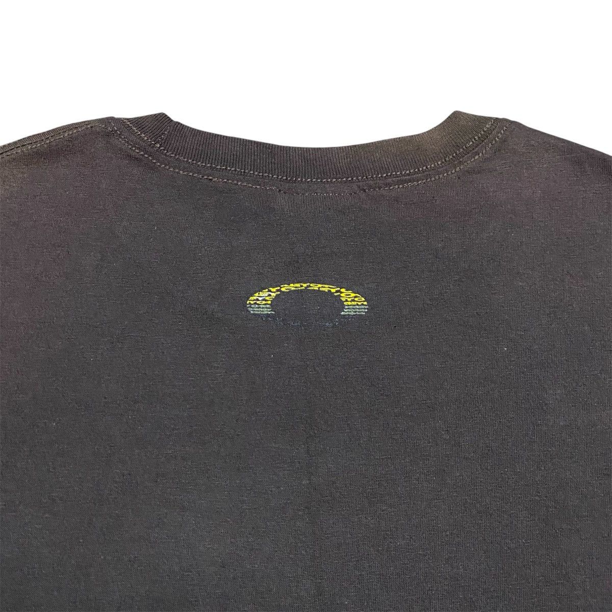 Oakley Rare‼️🔥Vintage 90s Oakley SpellOut Matrix T-Shirt Size US L / EU 52-54 / 3 - 12 Thumbnail