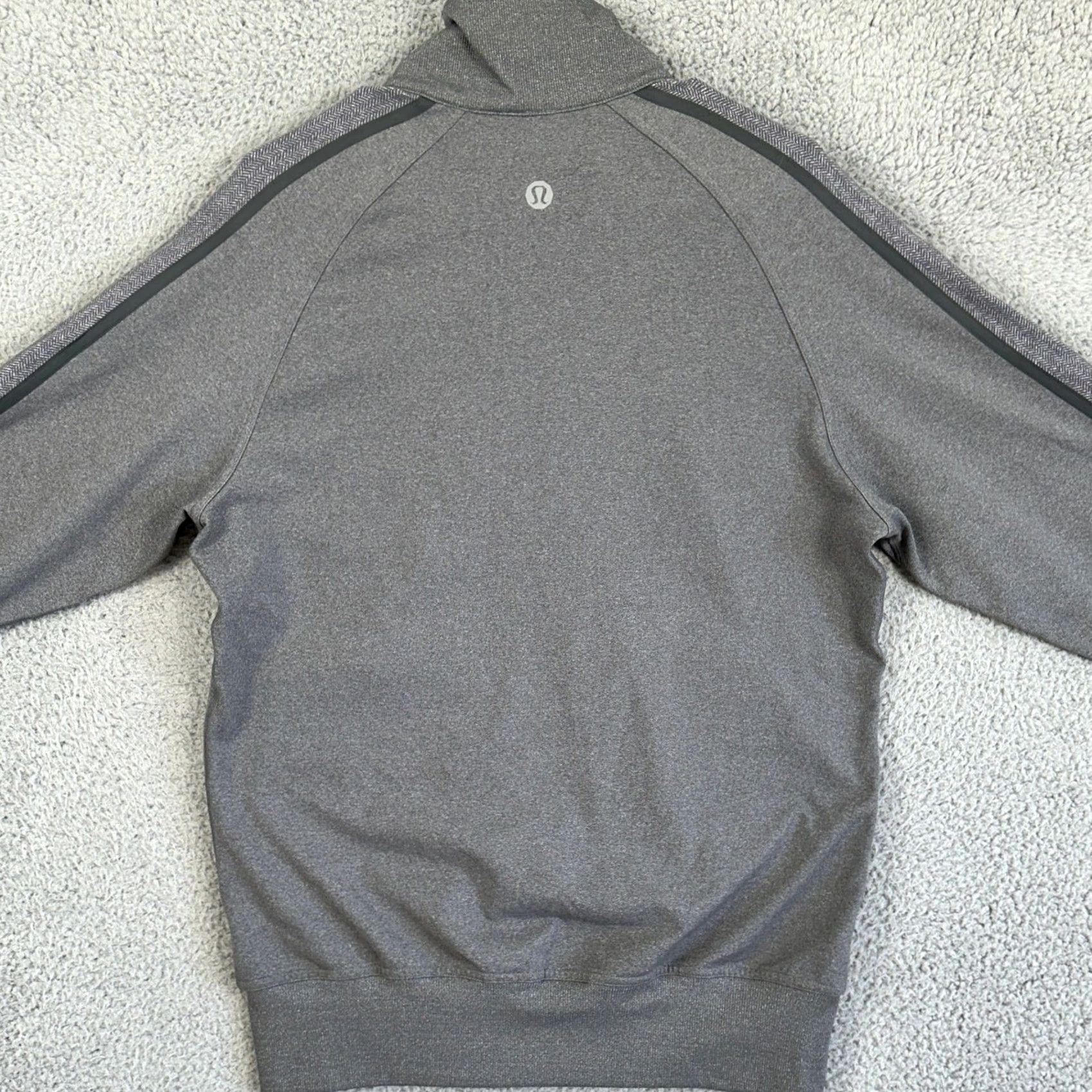 Lululemon Lululemon Jacket Full Zip Men Medium Gray Sweatshirt Athletic Performance Pocket Size US M / EU 48-50 / 2 - 3 Thumbnail