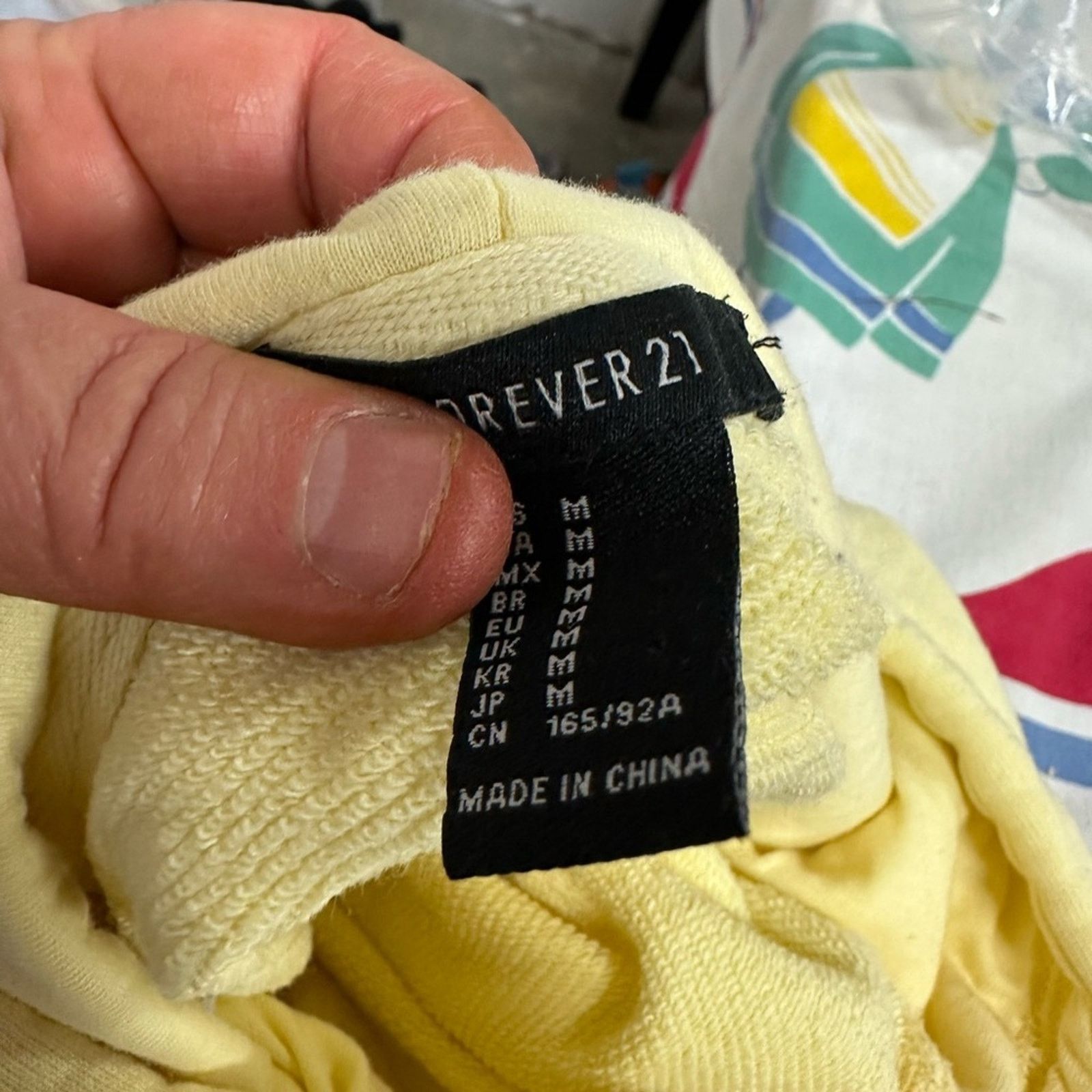 Forever 21 Forever 21 Cropped Bell Sleeve Sweatshirt Size M / US 6-8 / IT 42-44 - 3 Thumbnail