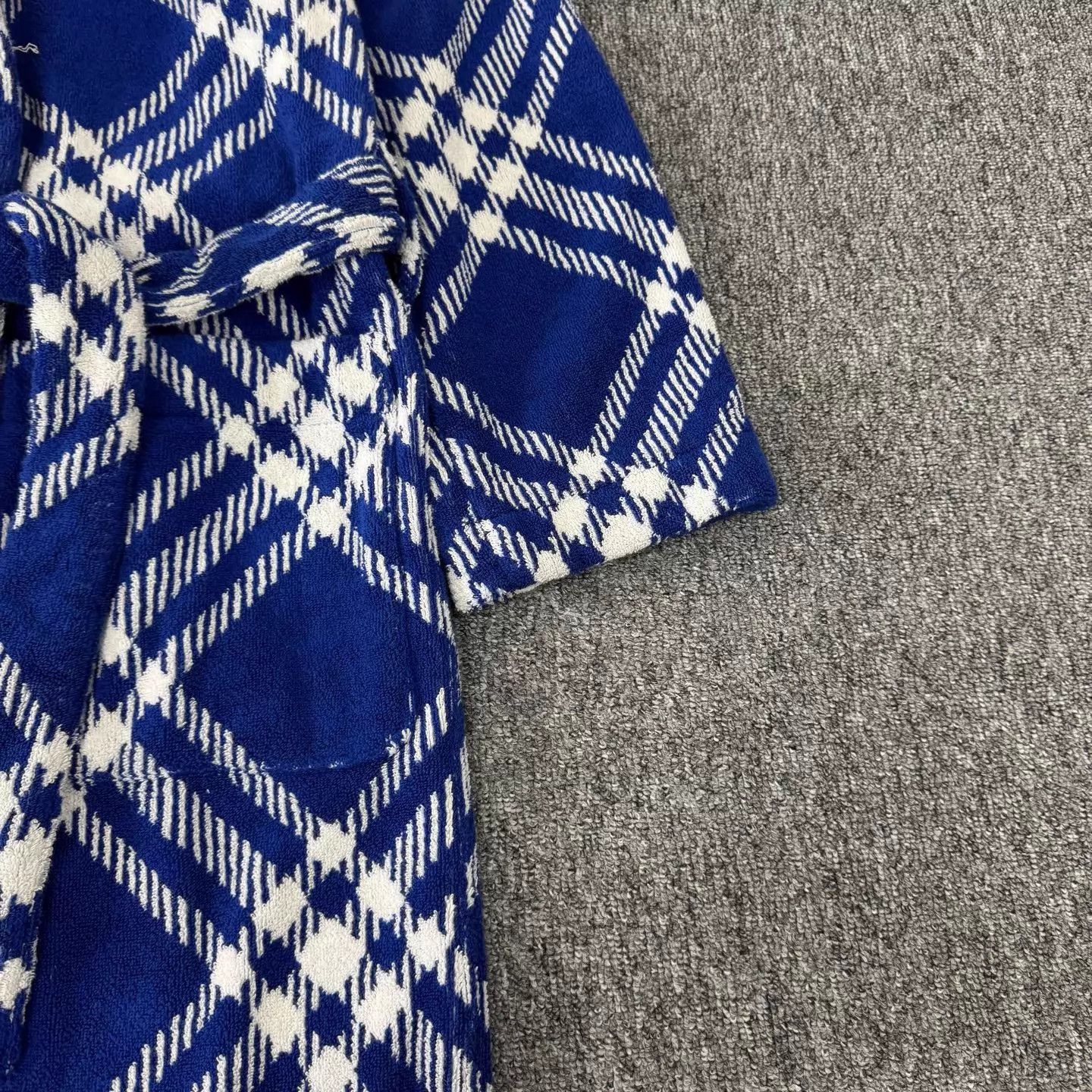 Burberry Burberry Check Cotton Robe Unisex S 99 New Size S / US 4 / IT 40 - 3 Thumbnail
