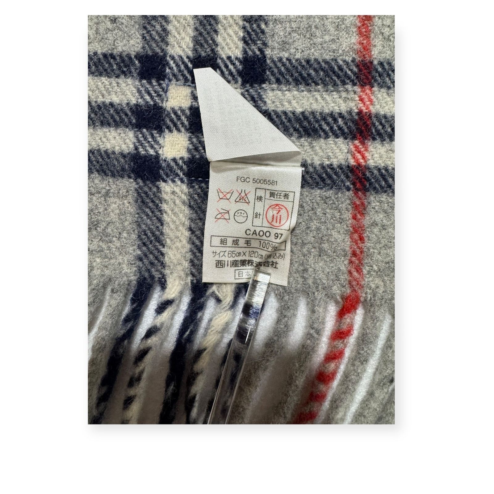 Burberry 🔴 Burberry Blanket Shawl Scarf - Burberrys Nova Check Grey Size ONE SIZE - 7 Thumbnail