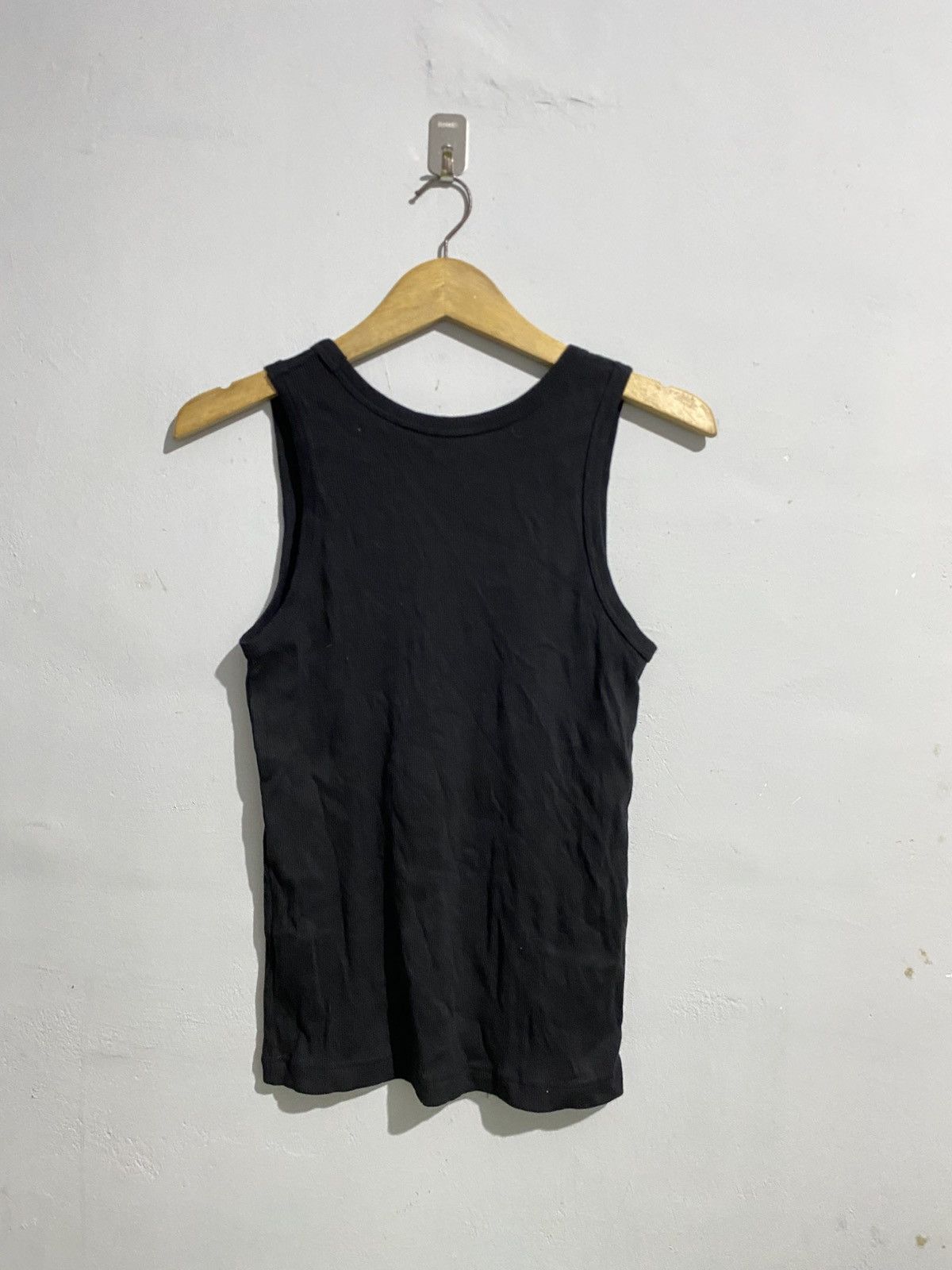 If Six Was Nine × Japanese Brand × Le Grande Bleu (L.G.B.) 2000s Uniqlo black tanktop Size US M / EU 48-50 / 2 - 2 Thumbnail