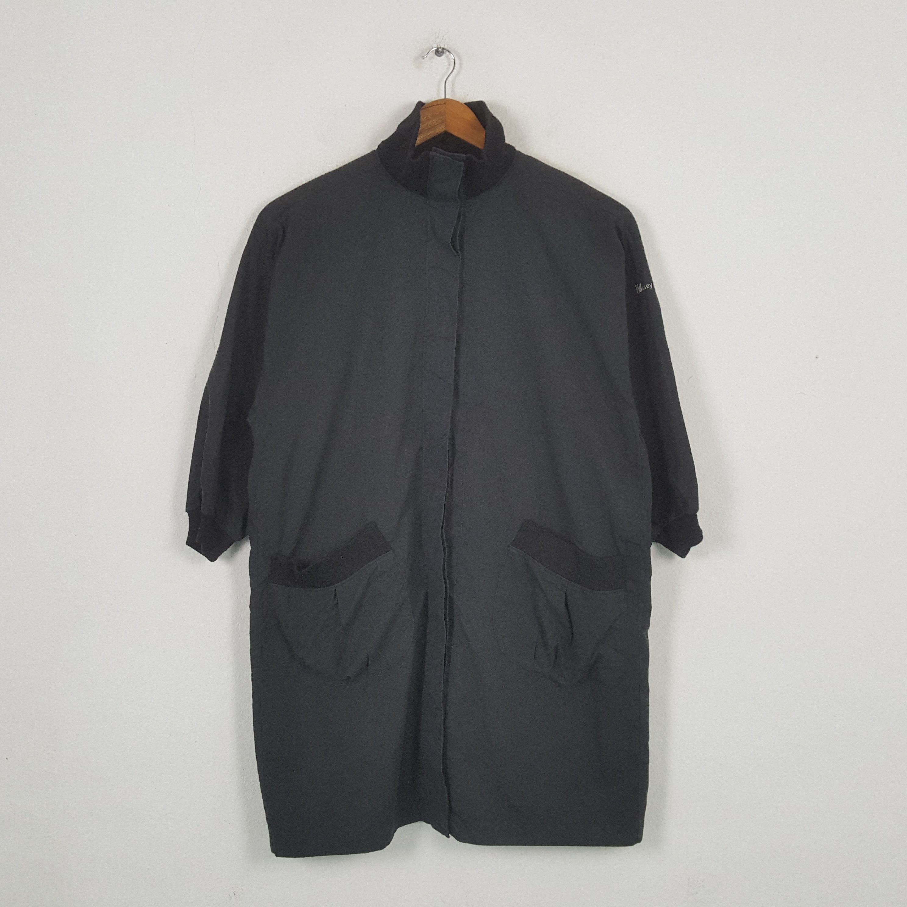 Issey Miyake × Japanese Brand × Vintage Vintage ISSEY MIYAKE Japan Fashion Designer Jacket C287N24 Size XXL / US 16-18 / IT 52-54 - 1 Thumbnail