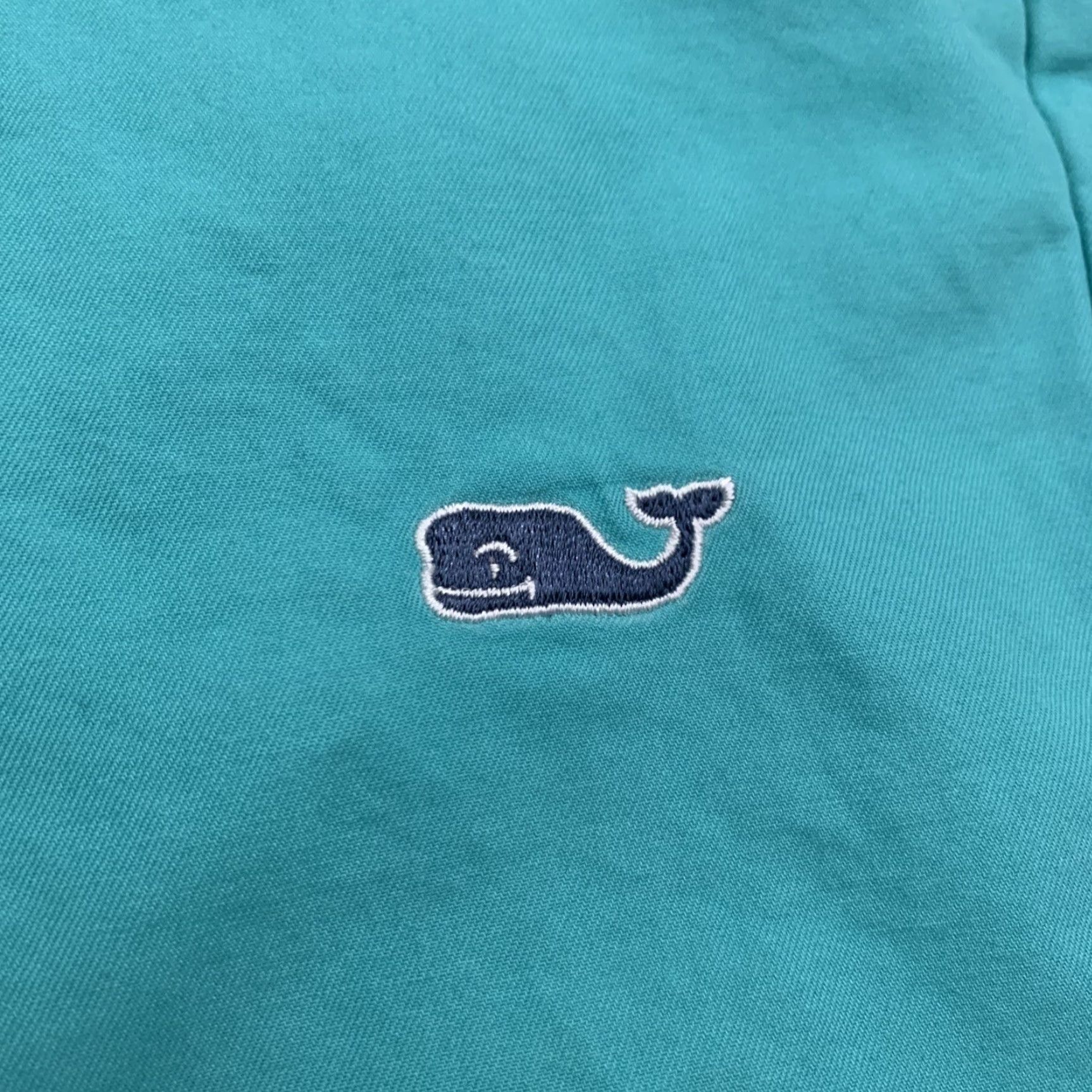Vineyard Vines VINEYARD VINES 33 Kelly Green Chino Shorts Men Flat Front Animal Print Preppy Size US 33 - 2 Thumbnail