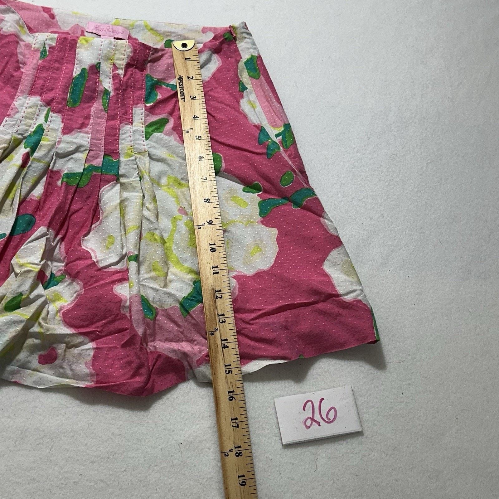 Lilly Pulitzer Lilly Pulitzer 4 Pink White Floral Cotton Mini Skirt Lined Size 27" / US 4 / IT 40 - 9 Thumbnail