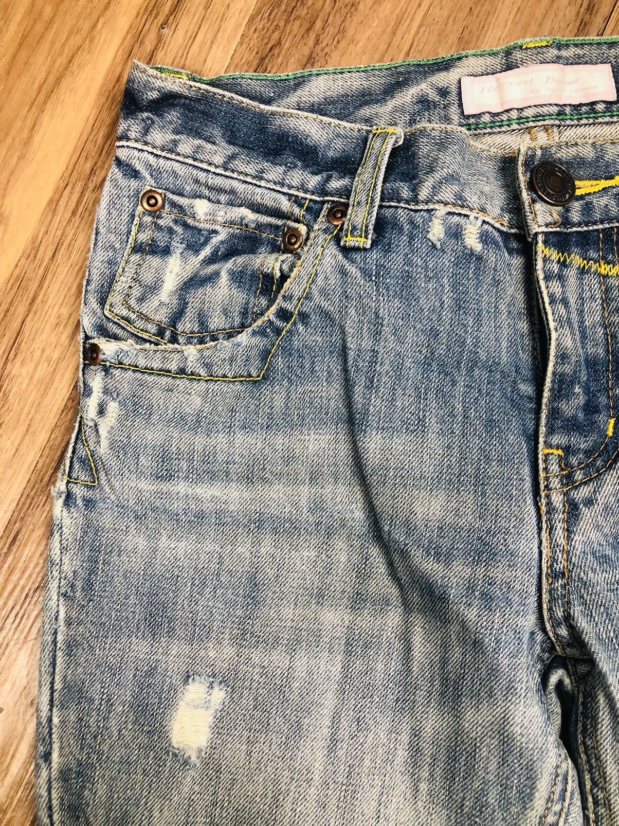 Le Grande Bleu (L.G.B.) Harvest Boom Y2K Ripped Flare Jeans (40) Size 28" / US 6 / IT 42 - 8 Thumbnail
