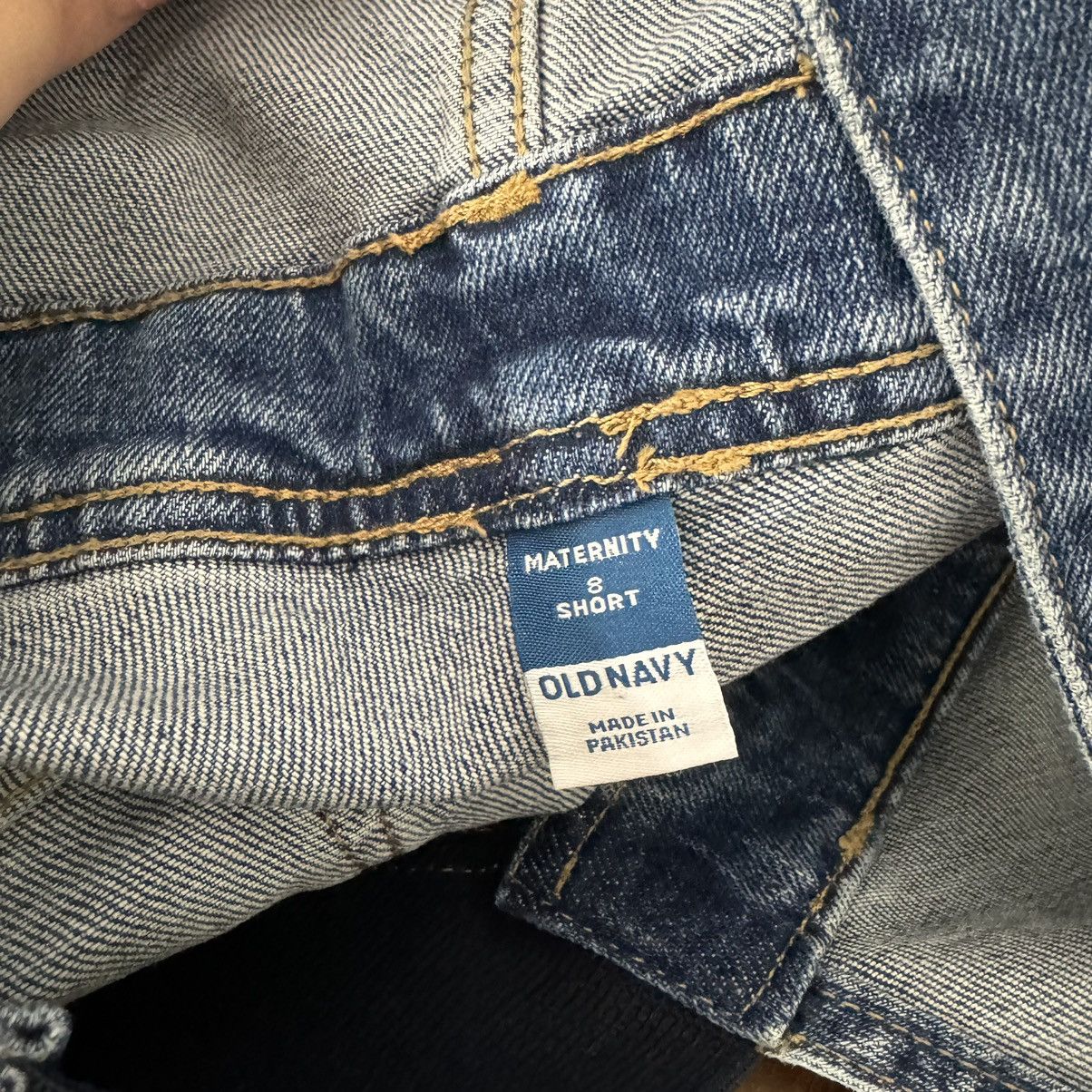 Old Navy OLD NAVY Maternity Side-Panel OG Short Jean Overalls Size 30" / US 8 / IT 44 - 11 Thumbnail