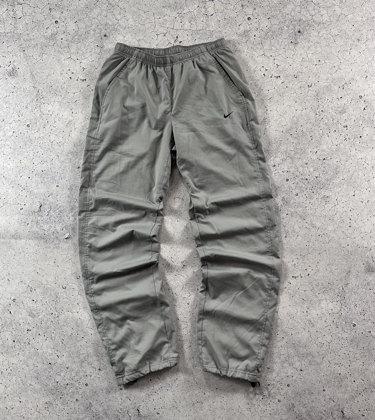 Nike × Vintage Nike Nylon Track Pants Vintage Baggy Gorpcore Y2K Drill Size US 32 / EU 48 - 1 Thumbnail