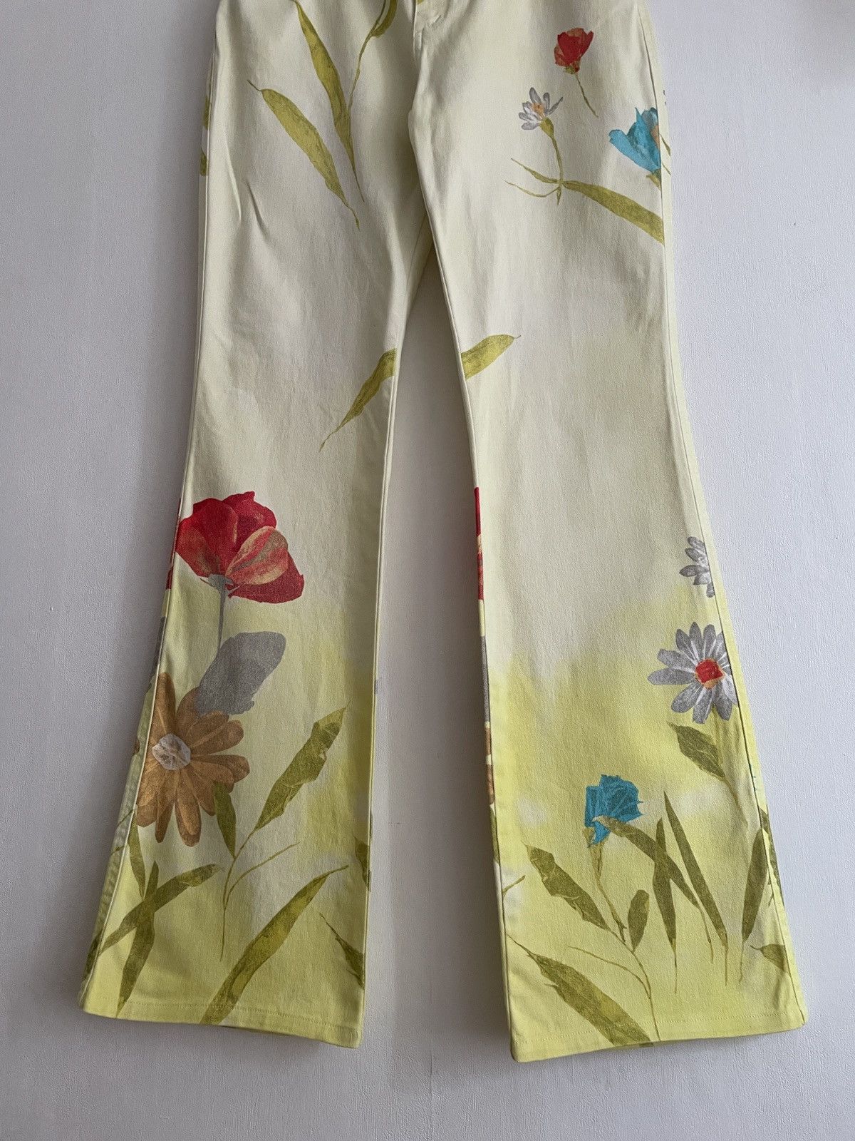 Just Cavalli Just Cavalli Vintage Floral Print Flare Jeans Size 30" / US 8 / IT 44 - 3 Thumbnail