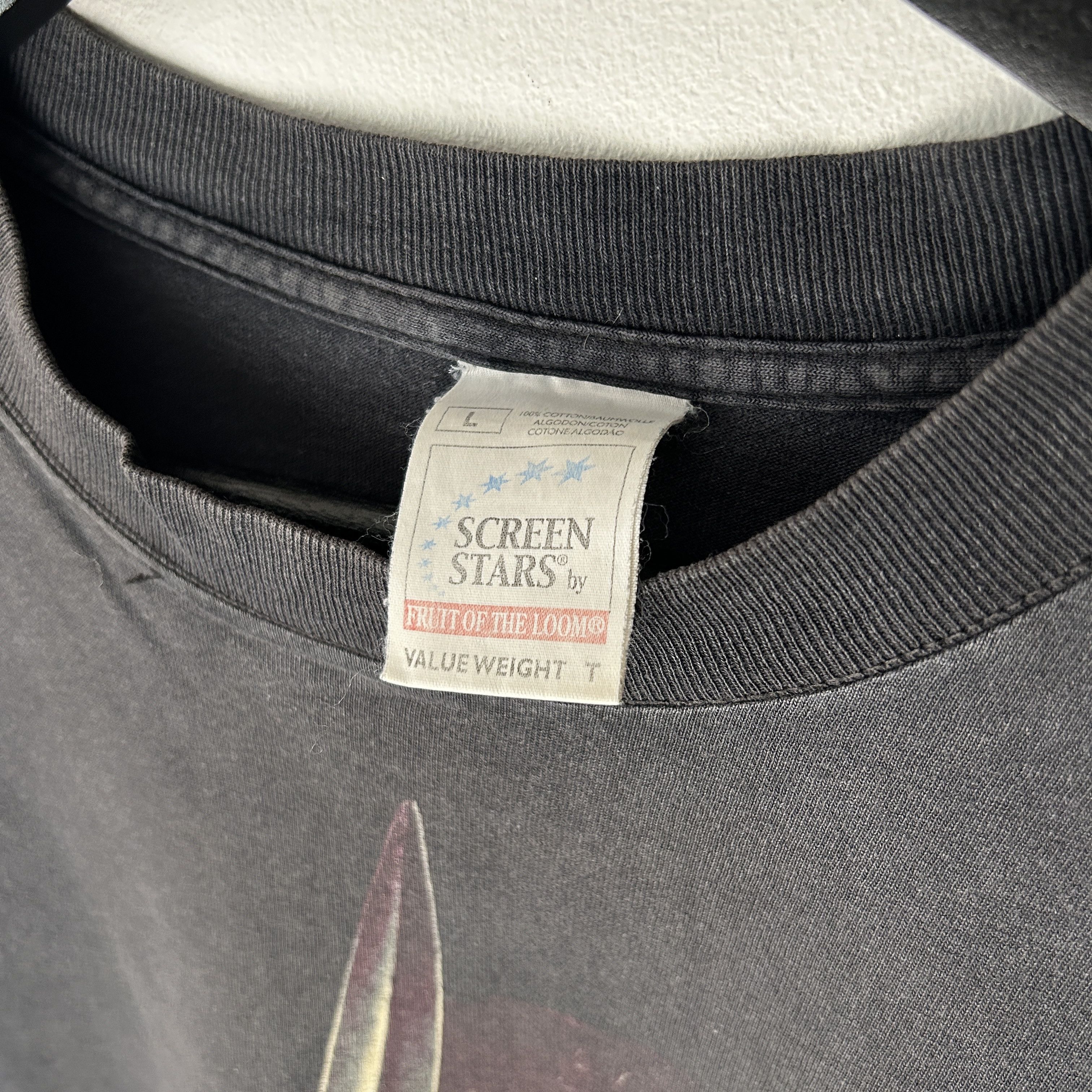 Vintage Vintage The Lord Of The Rings Frodo 2001 Movie T-shirt Size US L / EU 52-54 / 3 - 5 Thumbnail