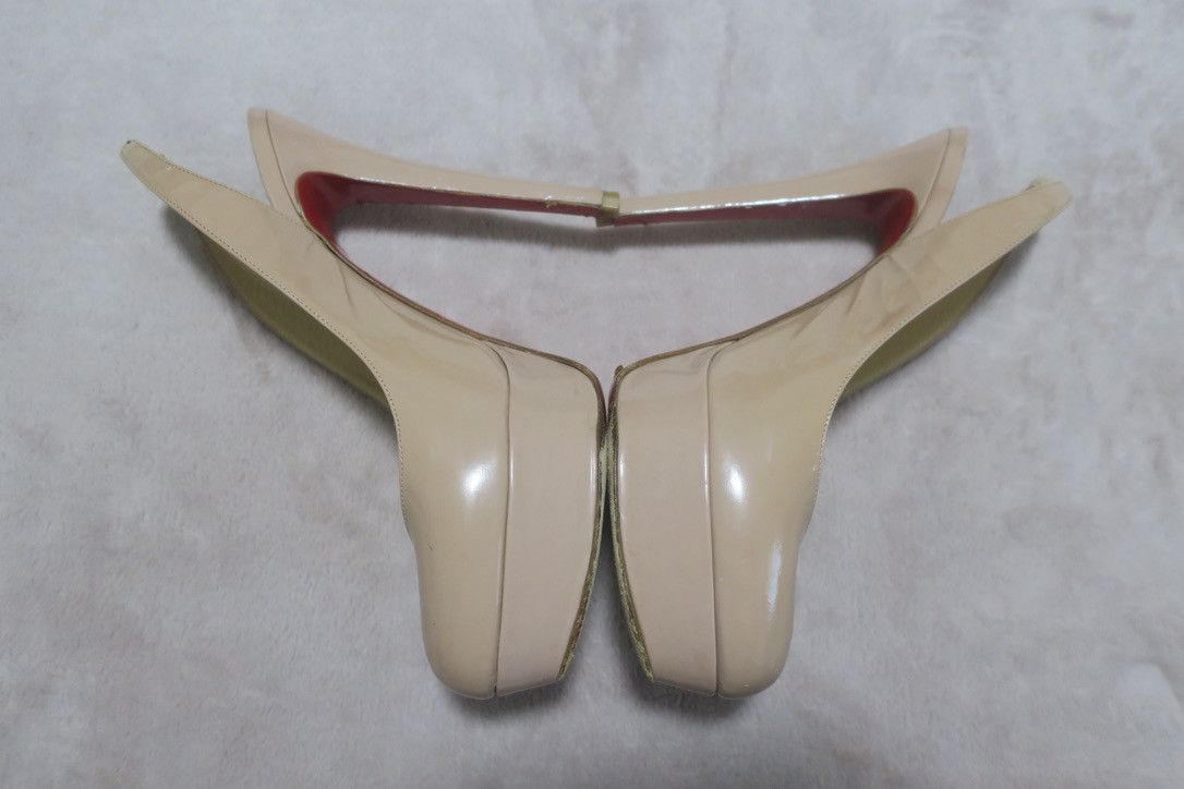 Christian Louboutin Nude Platfom Pumps Size US 8.5 / IT 38.5 - 4 Thumbnail