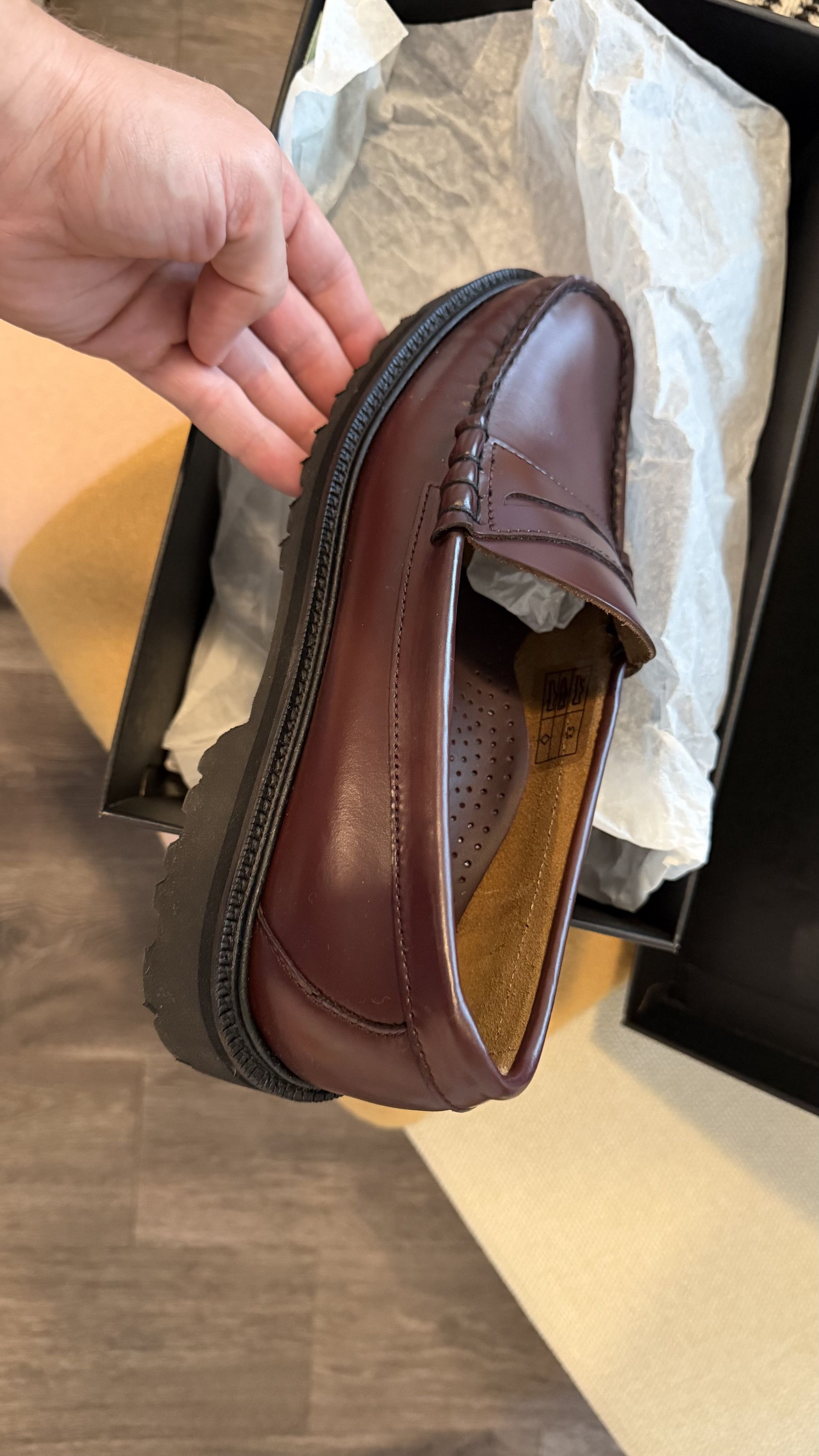 G.H. Bass & Co. Larson Lug Weejuns Penny Loafer Size US 8 / EU 41 - 3 Thumbnail