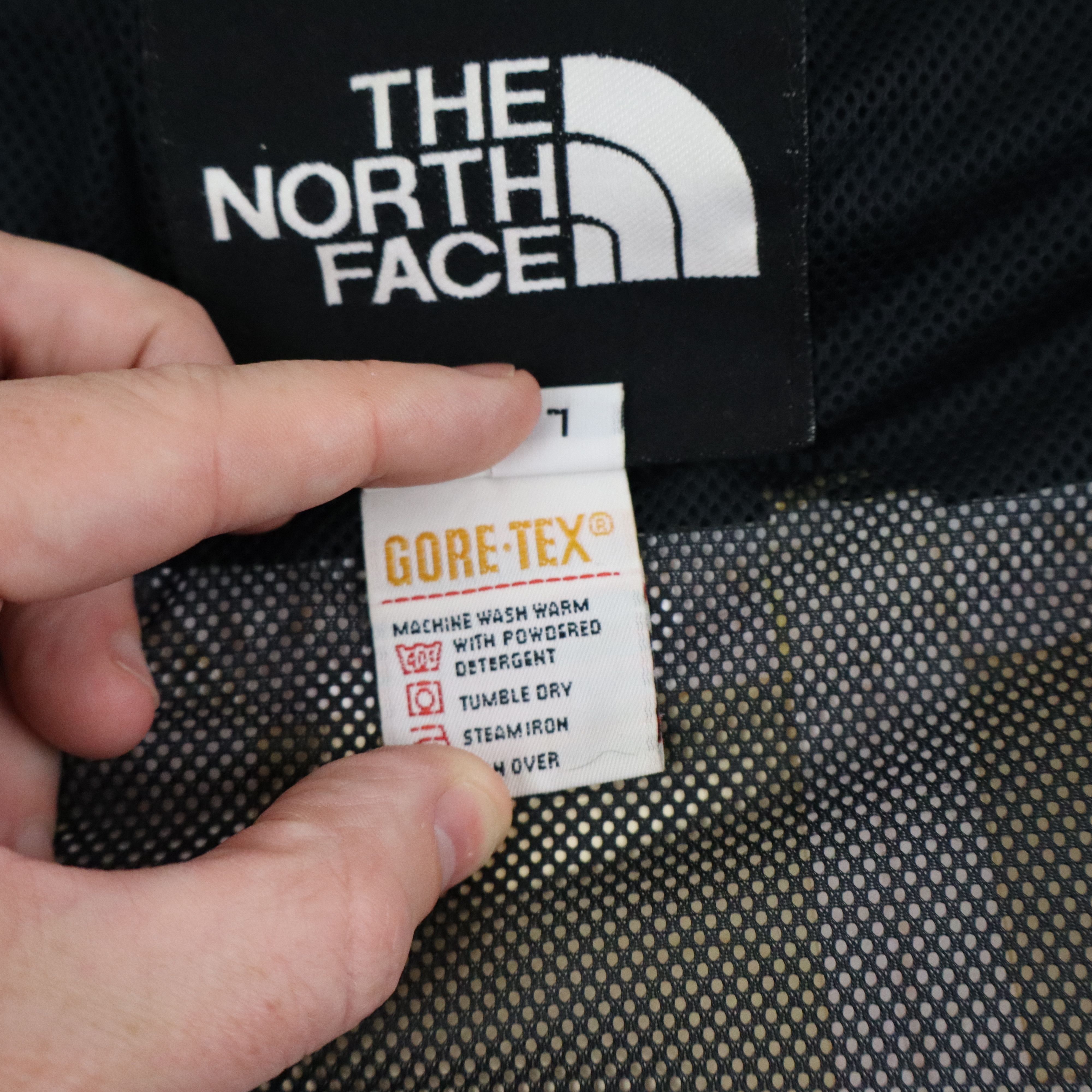 The North Face × Vintage 90s The North Face Mountain Light Gore-Tex Red Ski Jacket Size US L / EU 52-54 / 3 - 15 Thumbnail