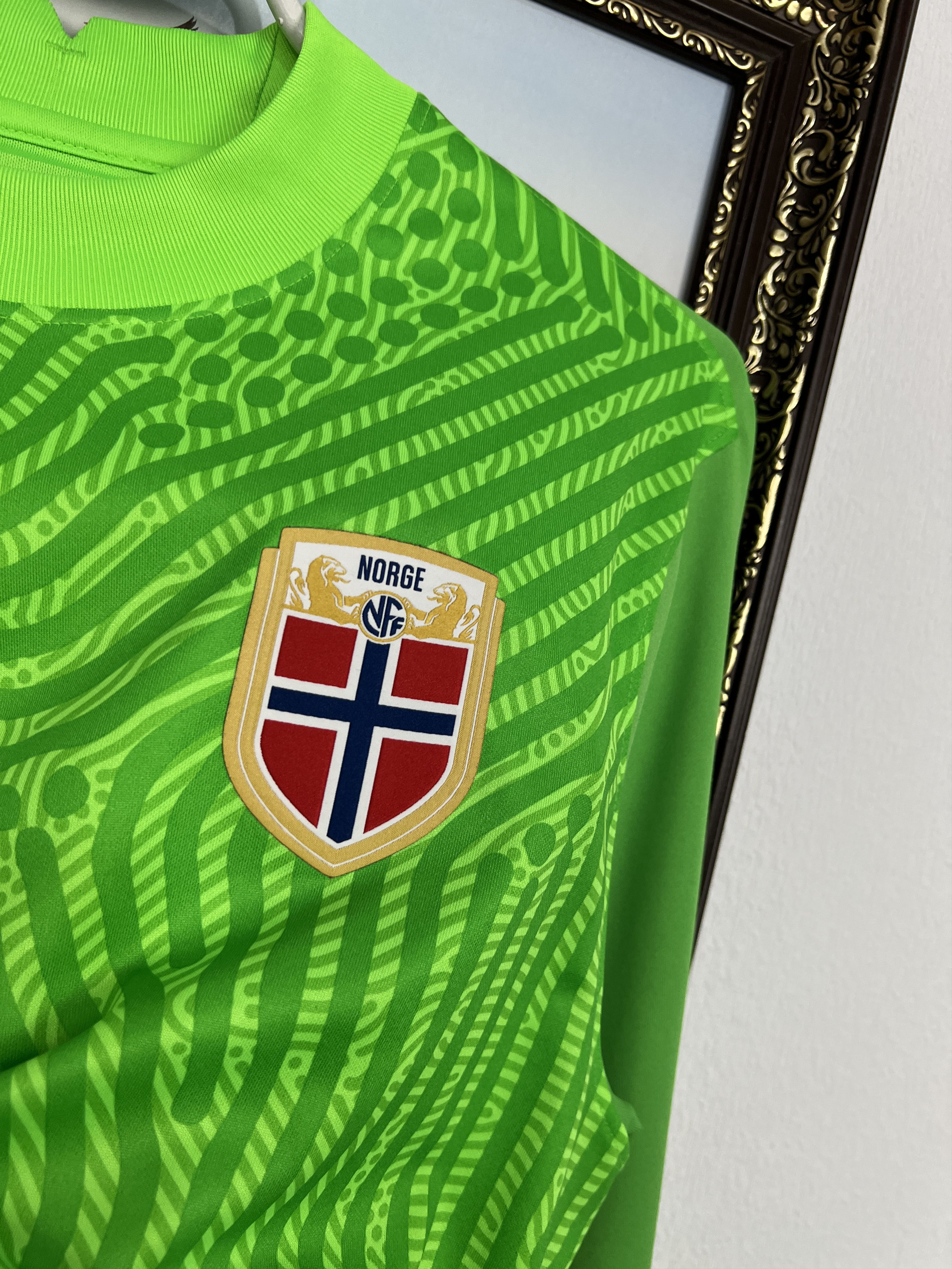 Nike Norway Player Issue Goalkeeper football shirt Soccer Jersey Size US L / EU 52-54 / 3 - 3 Thumbnail