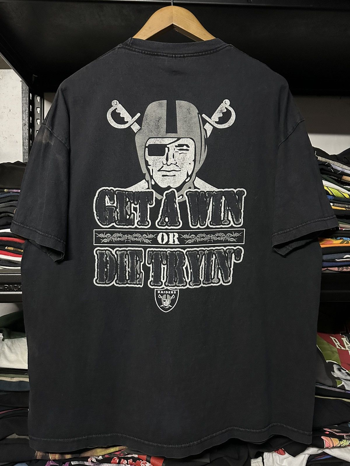 NFL × Vintage Thrashed Vintage Raider Silver & Black Attack Faded Tee Size US XXL / EU 58 / 5 - 2 Thumbnail