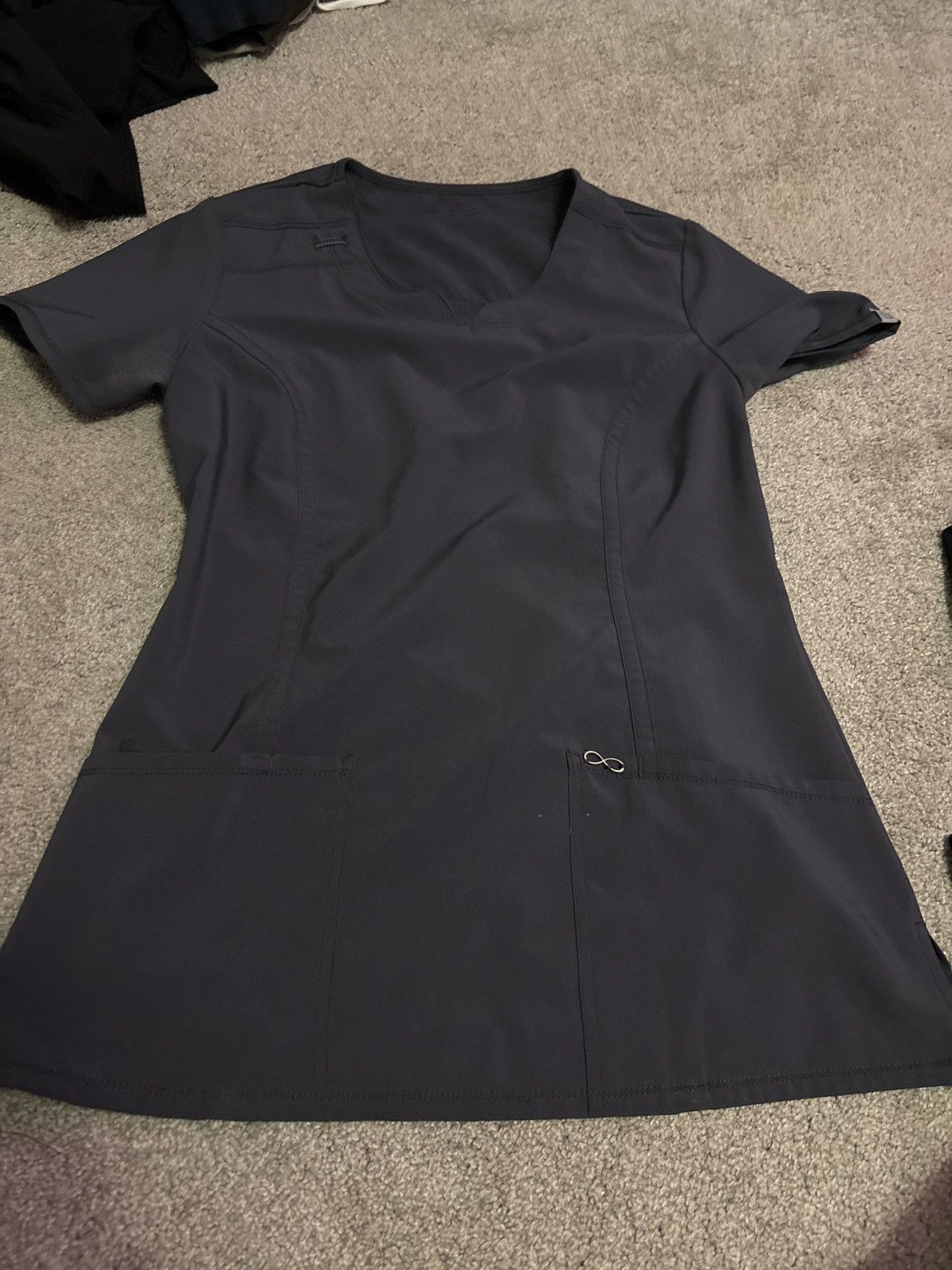 Cherokee Charcoal grey scrub top Size S / US 4 / IT 40 - 1 Preview