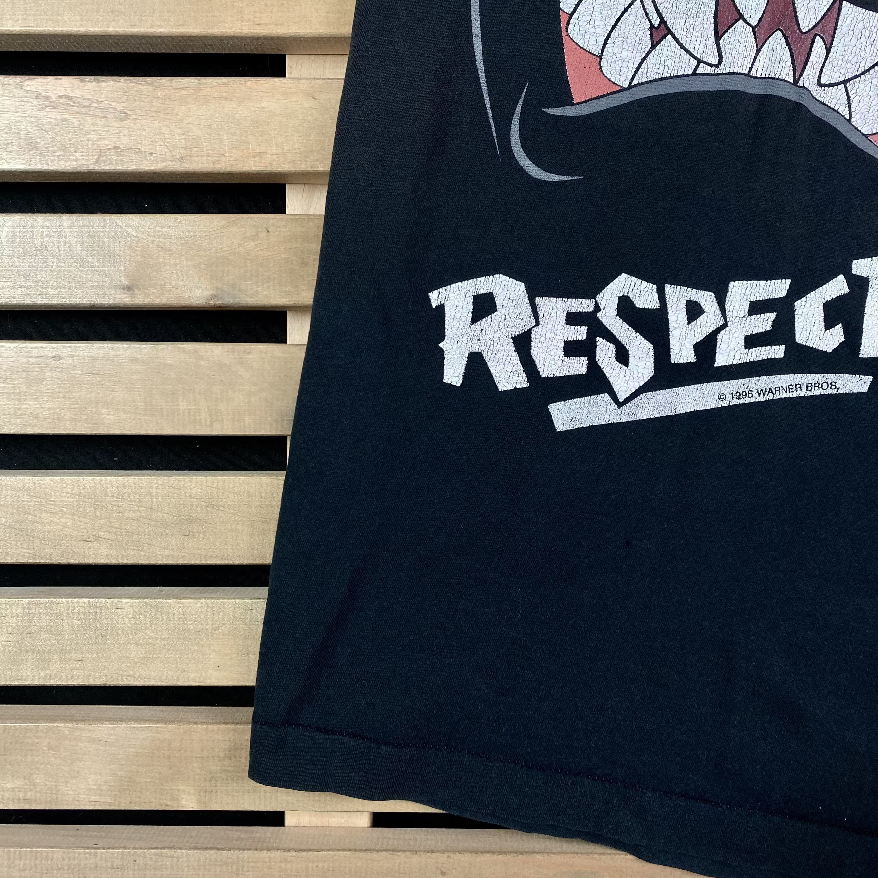 Vintage Mens Vintage T Shirt Warner Bros 1996 Respect Size M Size US M / EU 48-50 / 2 - 3 Thumbnail