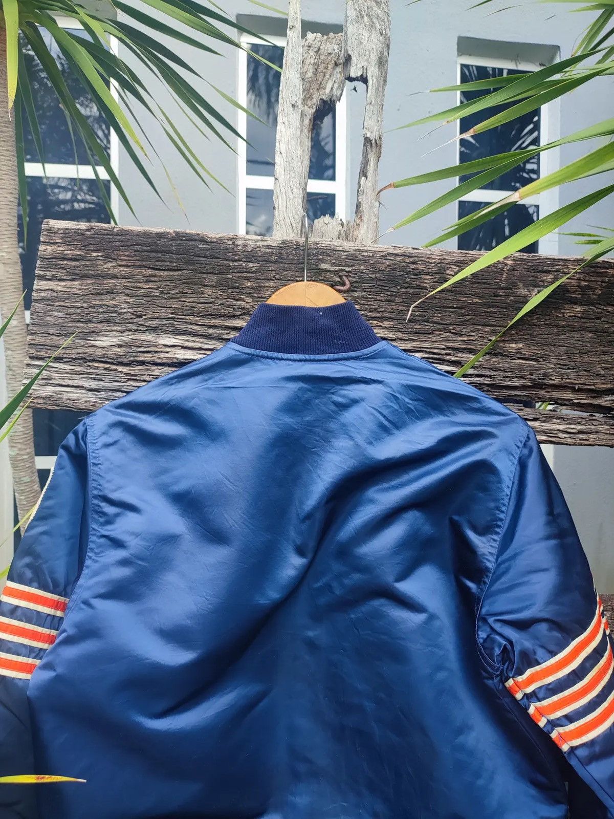 Starter Vintage 90s Starter NFL Pro Line Chicago Bears Bomber Jacket Size US L / EU 52-54 / 3 - 7 Thumbnail