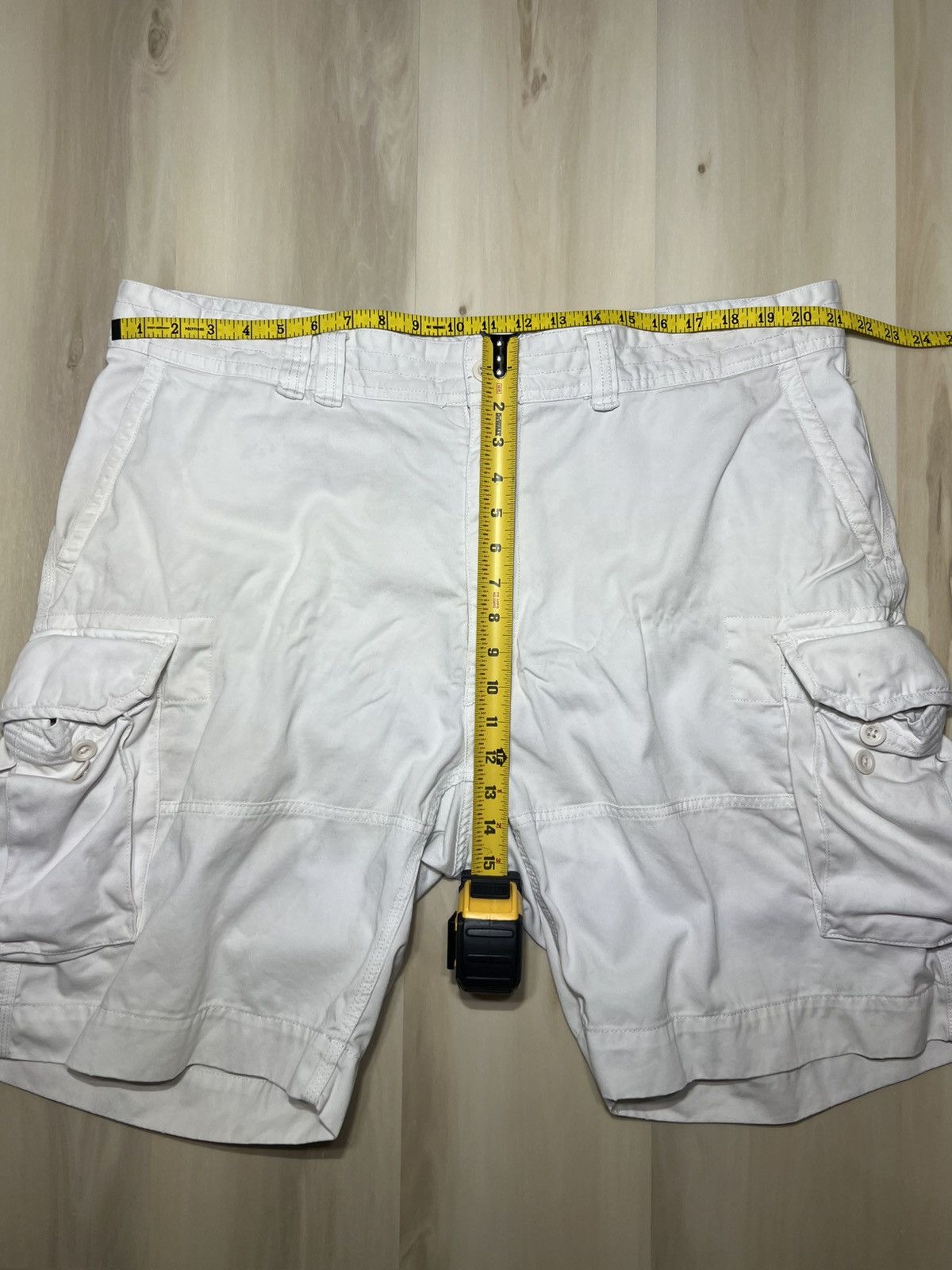 Polo Ralph Lauren Polo Ralph Lauren Shorts sz 42 White Cargo Pockets Utility Size US 42 / EU 58 - 4 Thumbnail