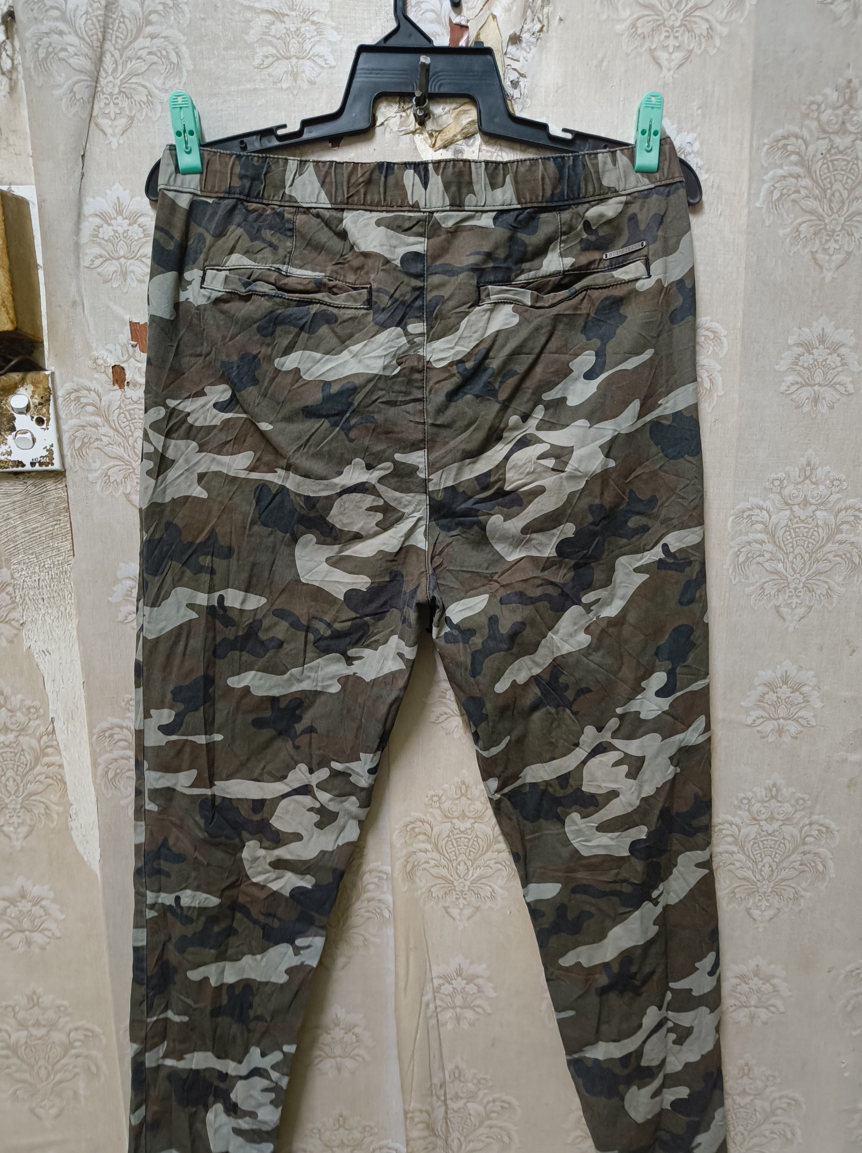 Guess Guess Jogger pants army Camouflage Size US 35 - 4 Thumbnail