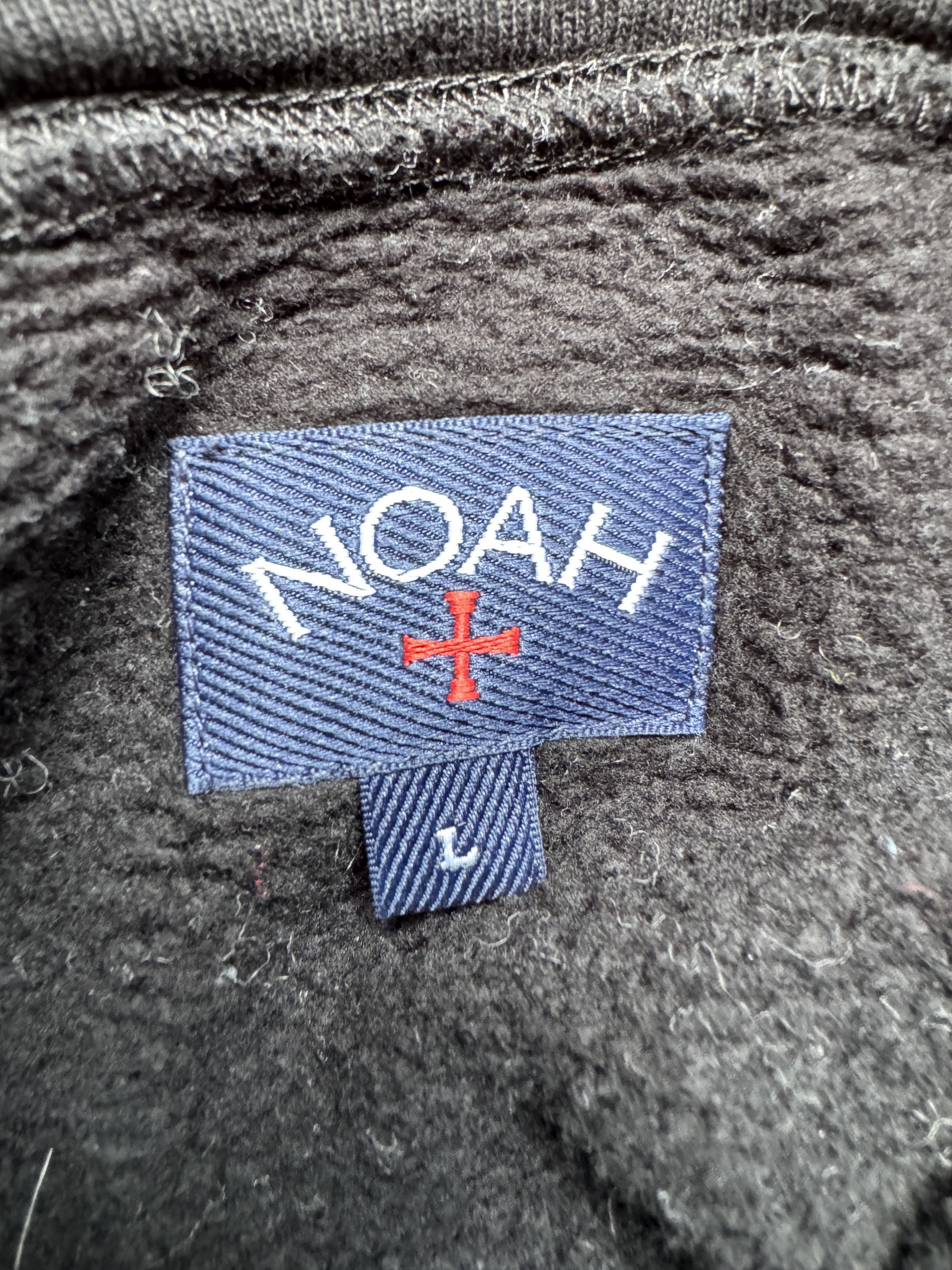 Noah NOAH Black Tonal Core Logo Hoodie – RARE Size US L / EU 52-54 / 3 - 8 Thumbnail