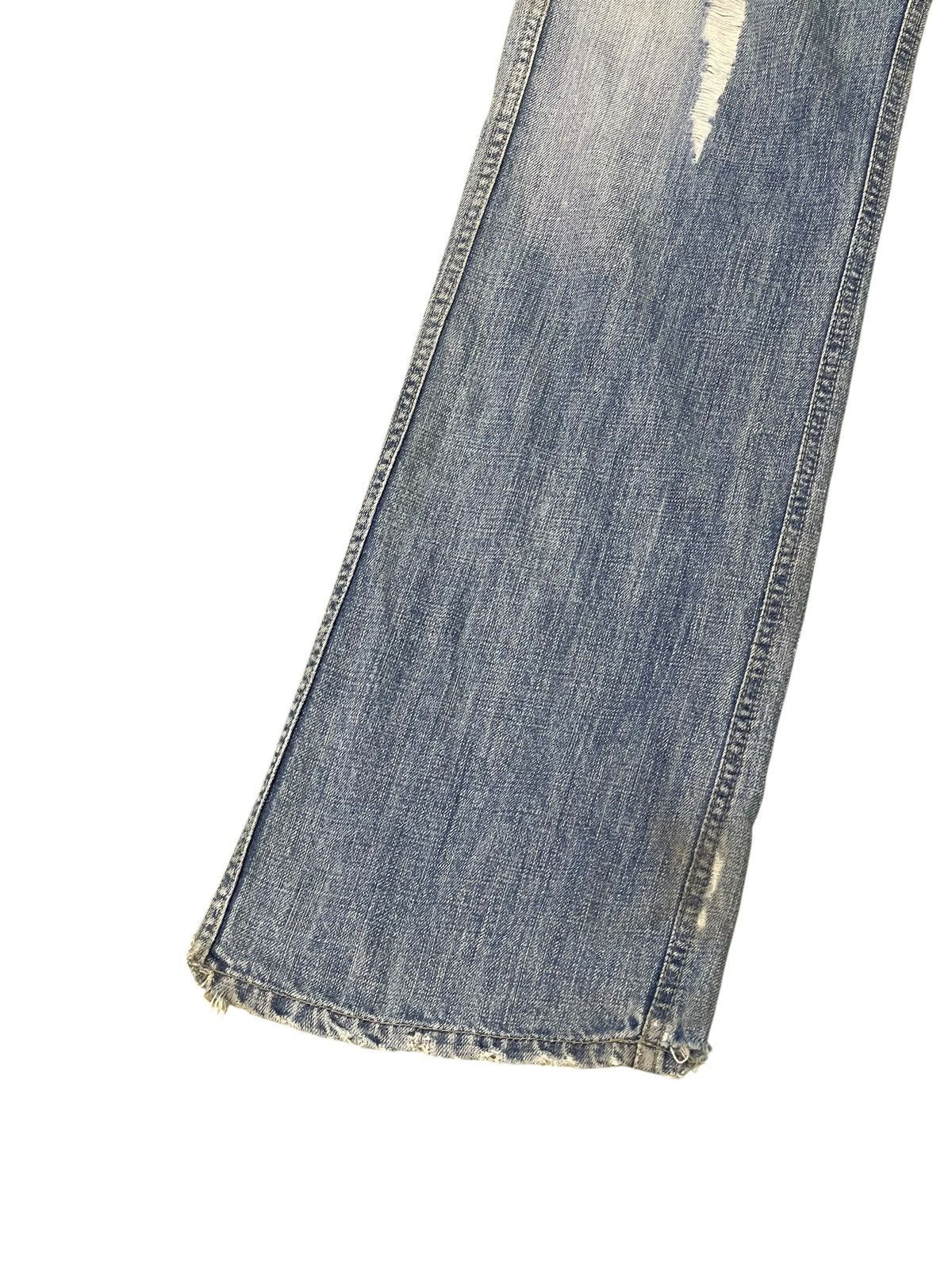 Paul Smith Flare Jeans R Newbold Paul Smith Faded Distres Boot Cut 1🟦9 Size US 32 / EU 48 - 5 Thumbnail