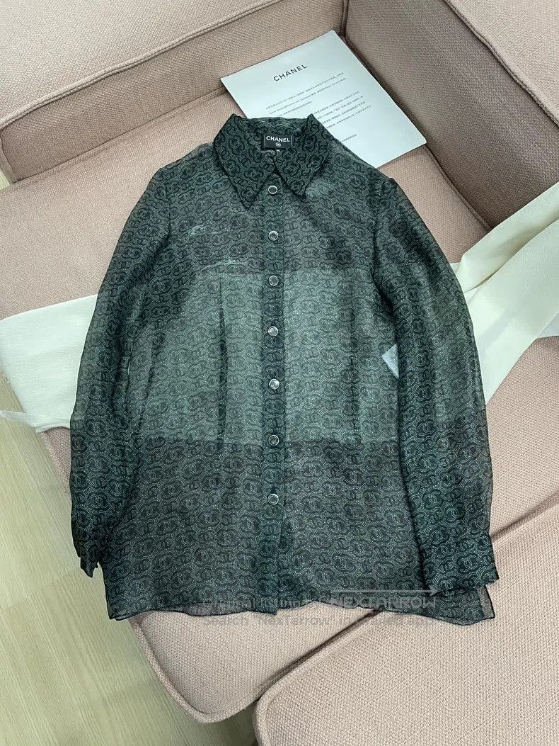Chanel Chanel 23A dark green full logo full double C silk shirt Size XS / US 0-2 / IT 36-38 - 1 Thumbnail
