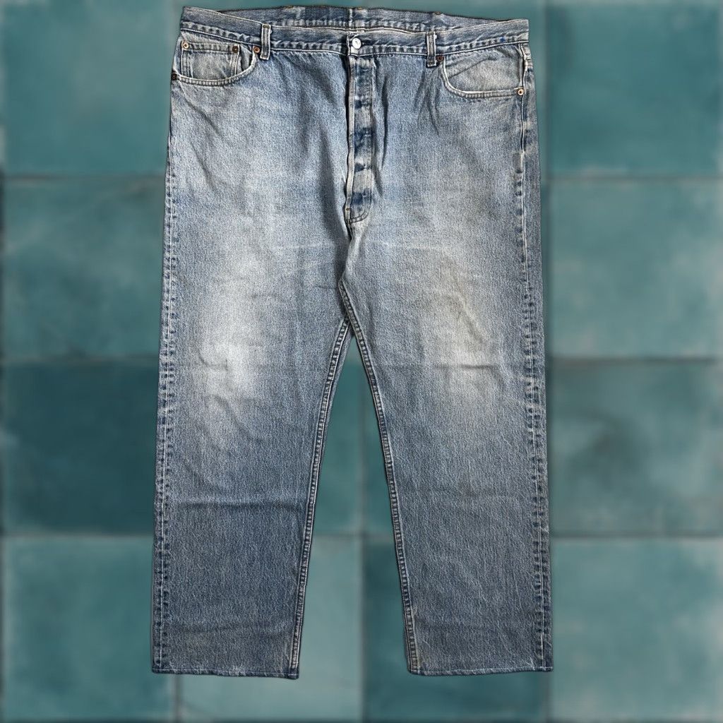 Levi's VINTAGE Levi's 501 Jeans Straight 90s 48x34 Light Blue Mens Regular Denim Cotton 501 Series 90s Theme Classic Fit Jeans Official Size US 32 / EU 48 - 1 Thumbnail